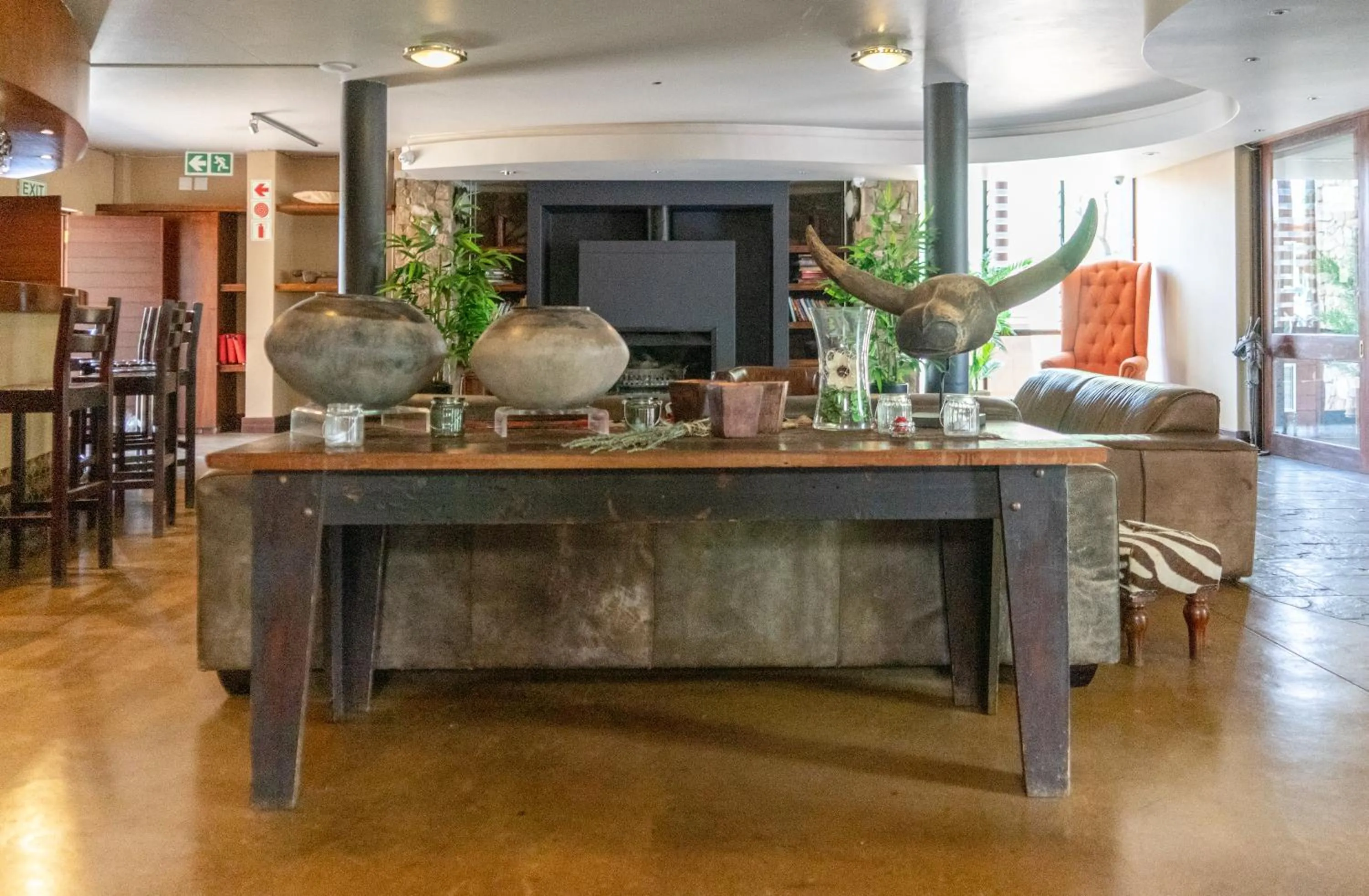 Communal lounge/ TV room in Zebula Boutique Hotel