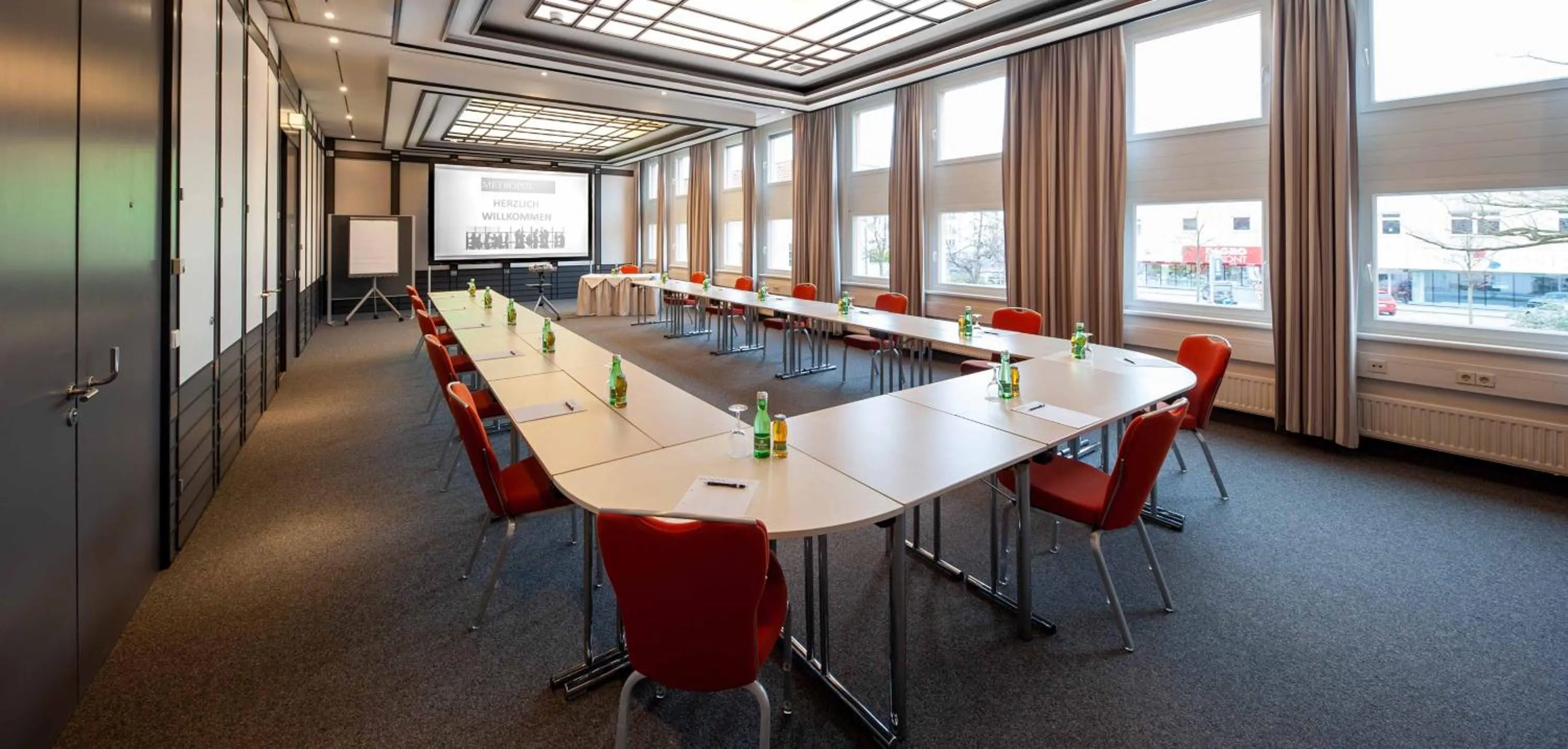 Business facilities in Hotel Metropol