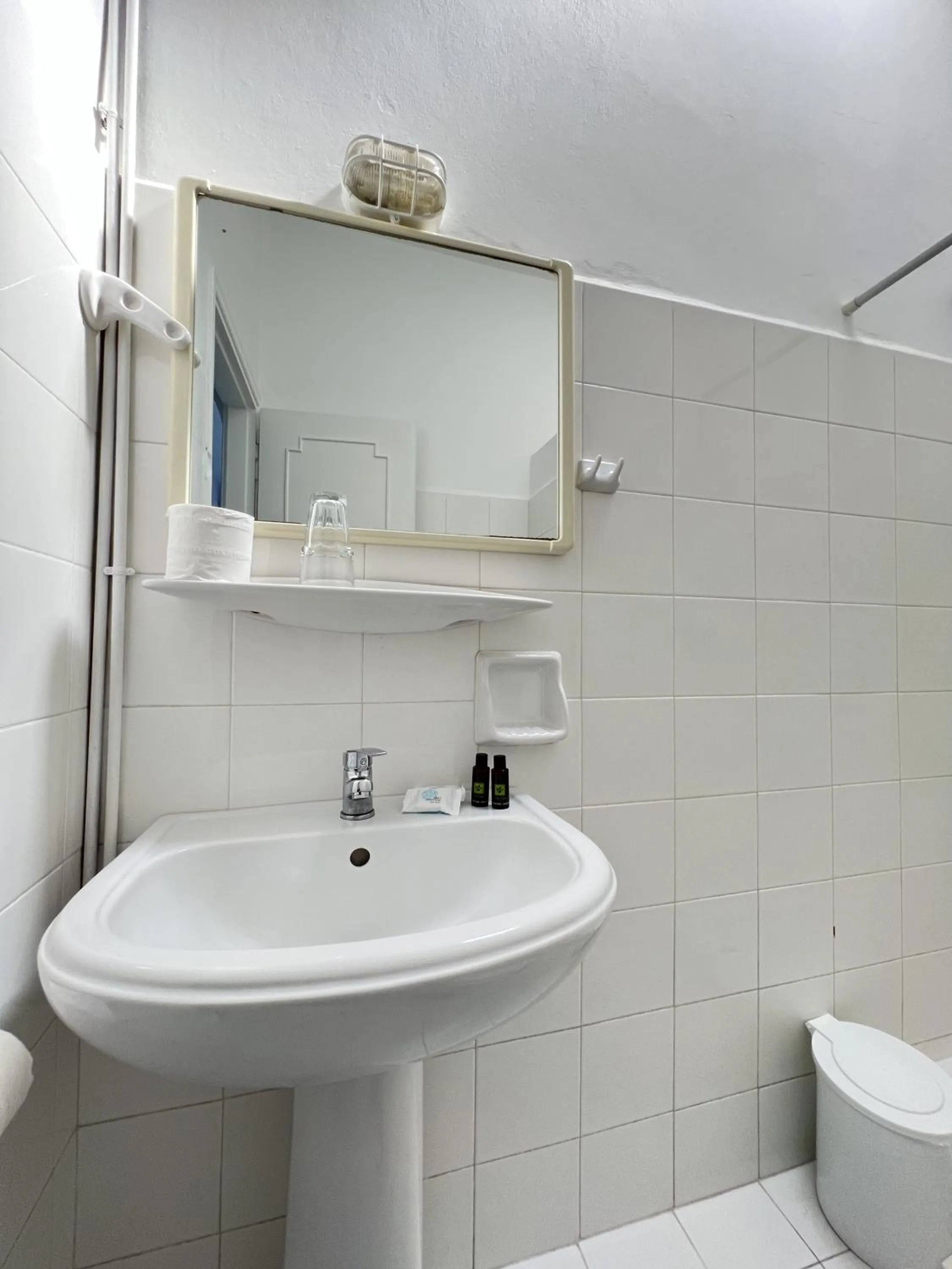 Bathroom in Hotel Anezina