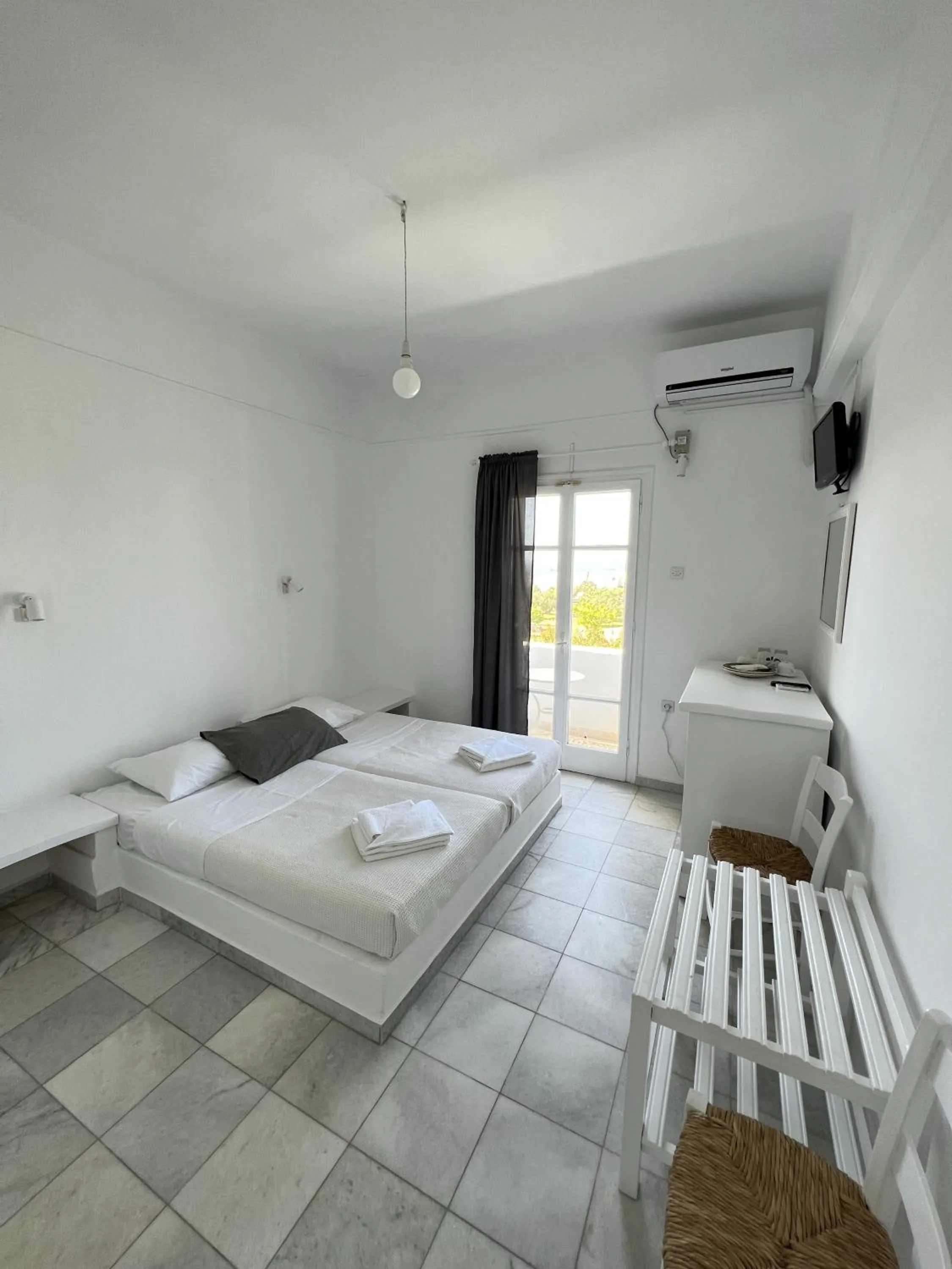 Bed in Hotel Anezina