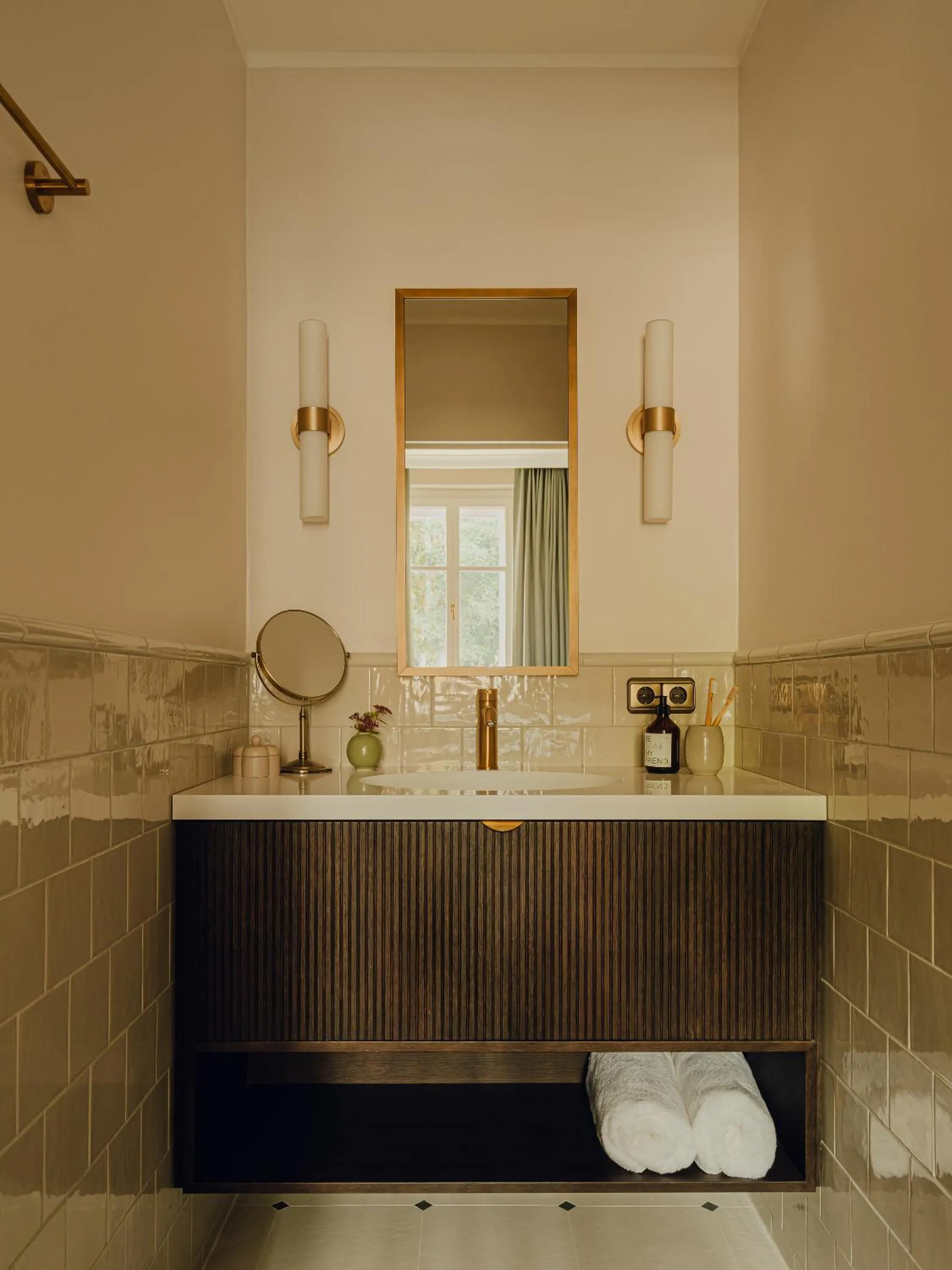 Comfort Twin Room in Design Hotel zum Hirschen Salzburg