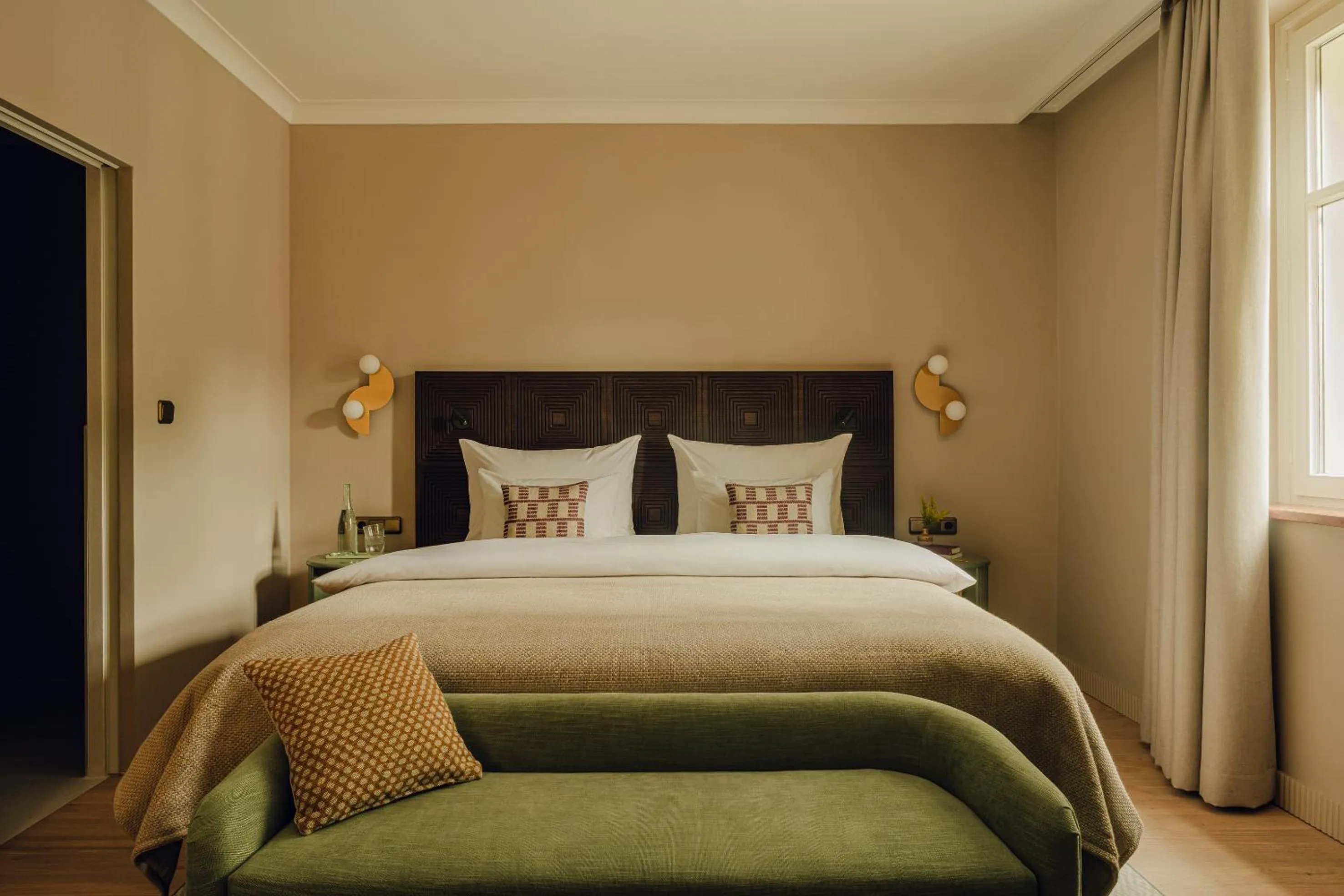 Bed in Design Hotel zum Hirschen Salzburg