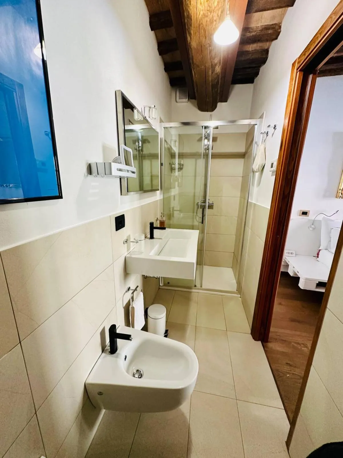 Bathroom in TRUFFLE'N'BED