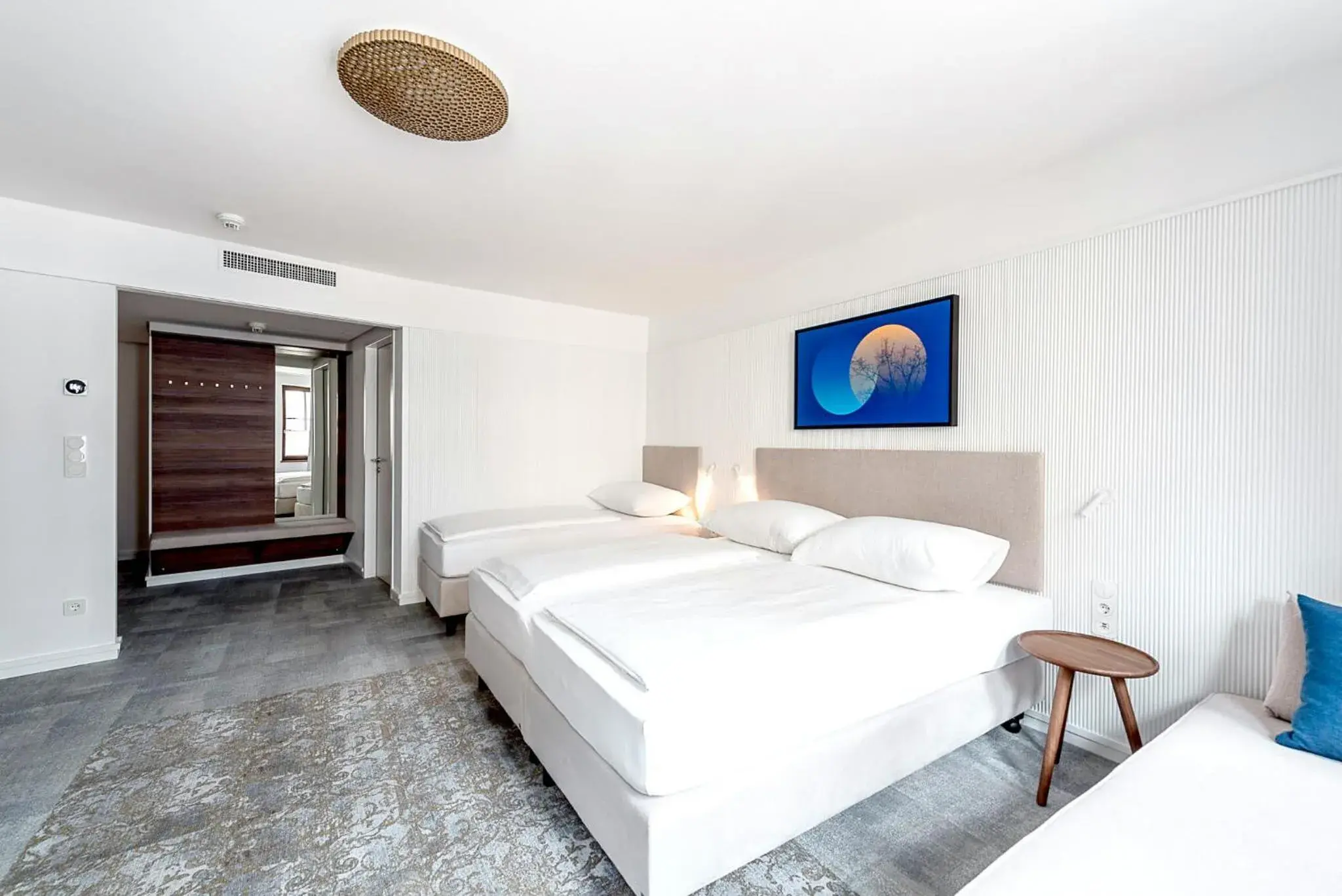 Photo of the whole room, Bed in Hotel Mondschein Photo of the whole room, Bed in Hotel Mondschein