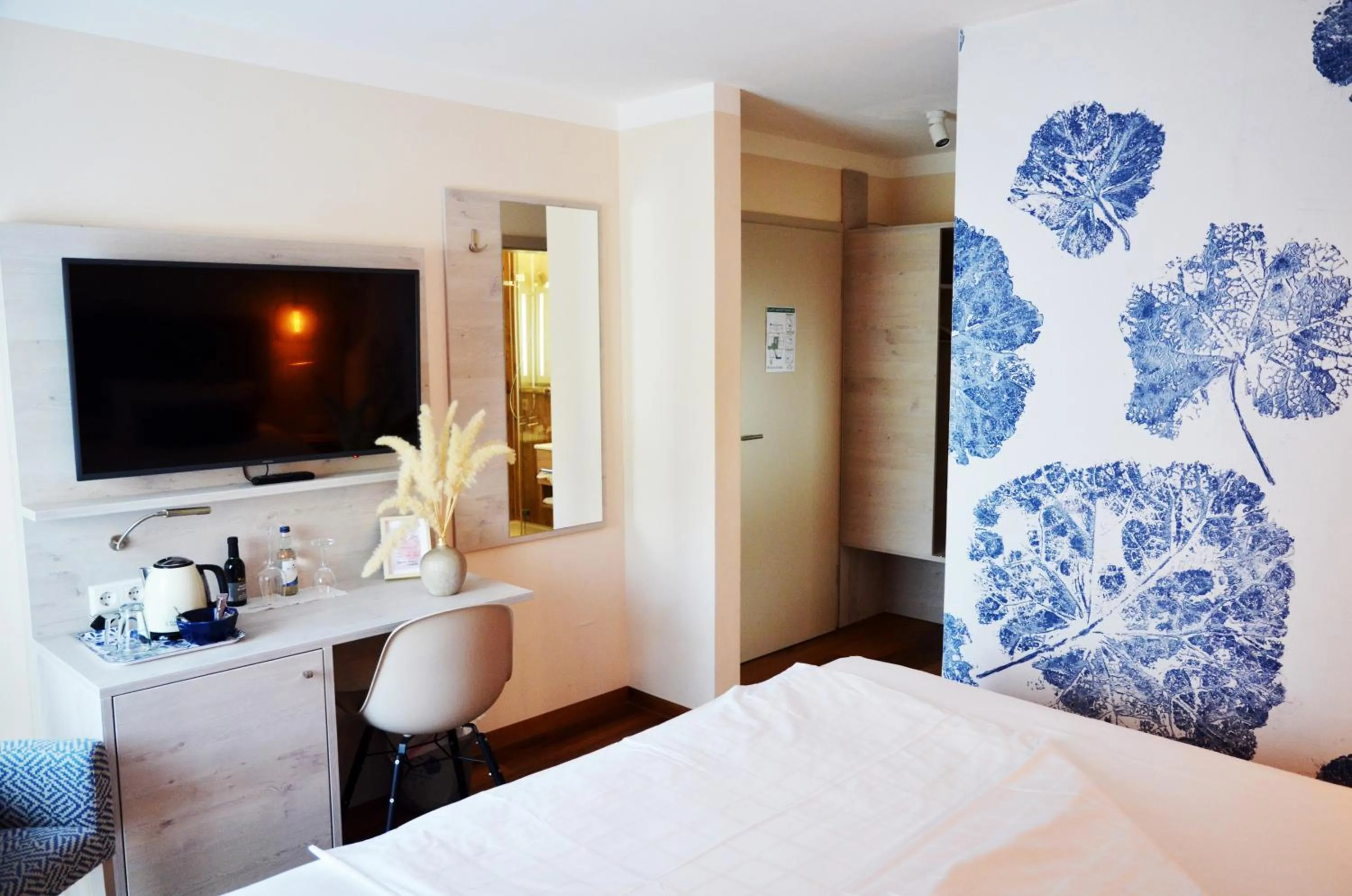 Photo of the whole room, Bed in Safranberg Hotel & Sauna