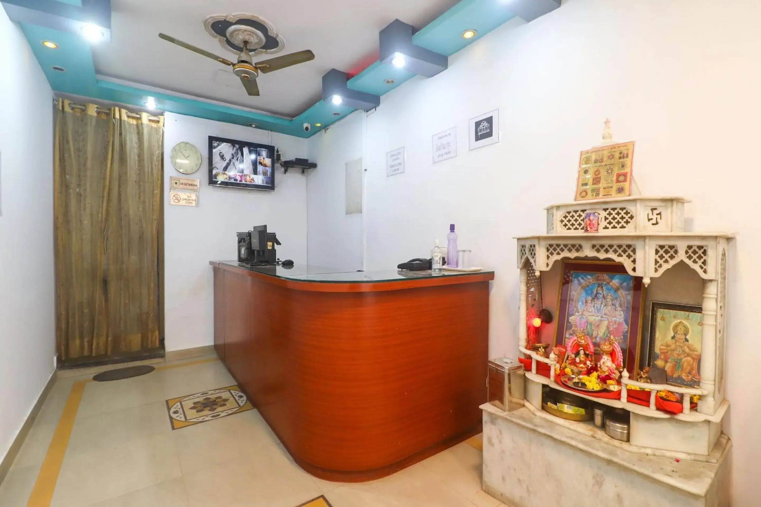 Lobby or reception in Super Hotel O Maa Arya Lobby or reception in Super Hotel O Maa Arya