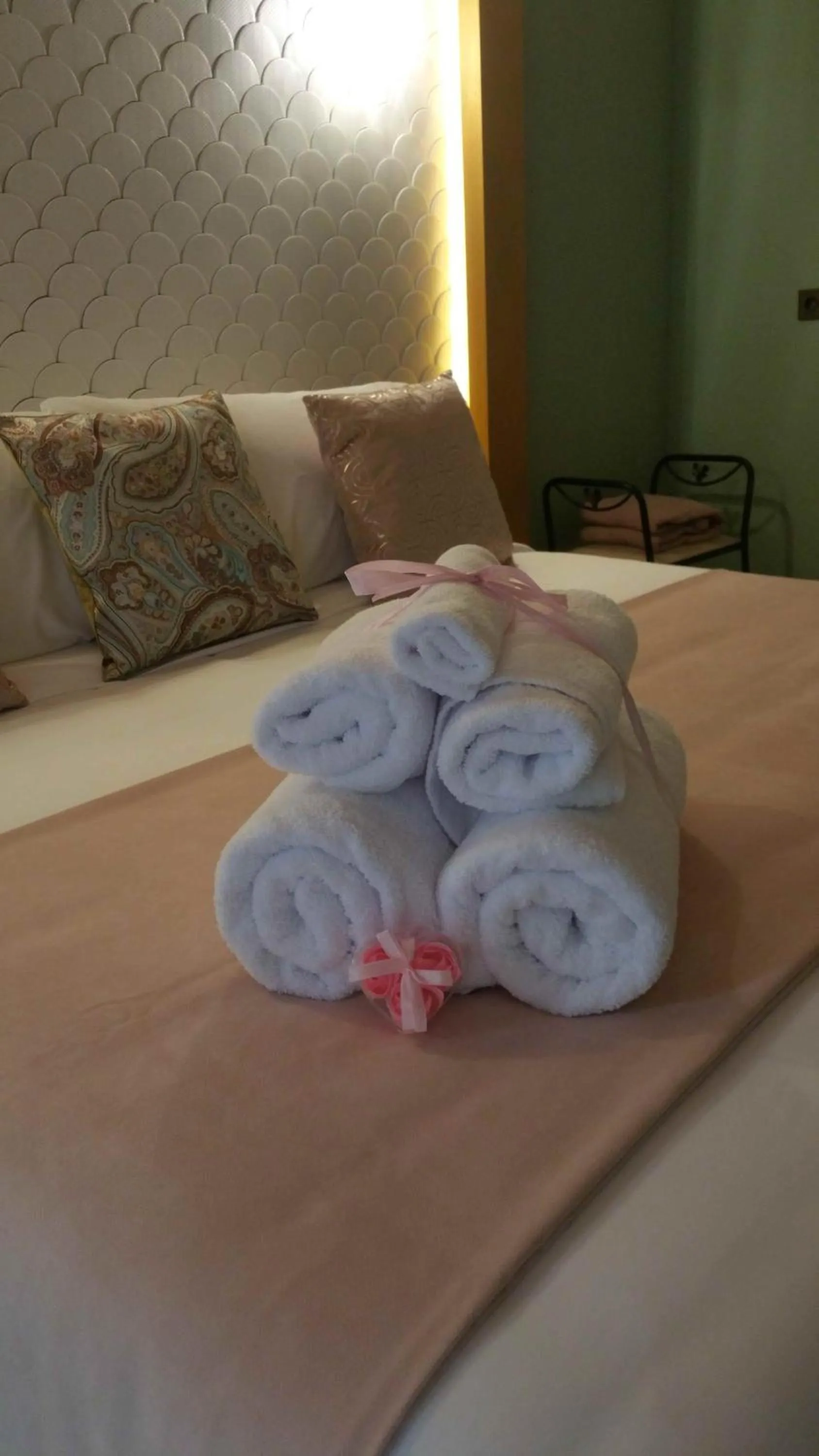 Decorative detail, Bed in Murallas de Jayrán Hotel Boutique