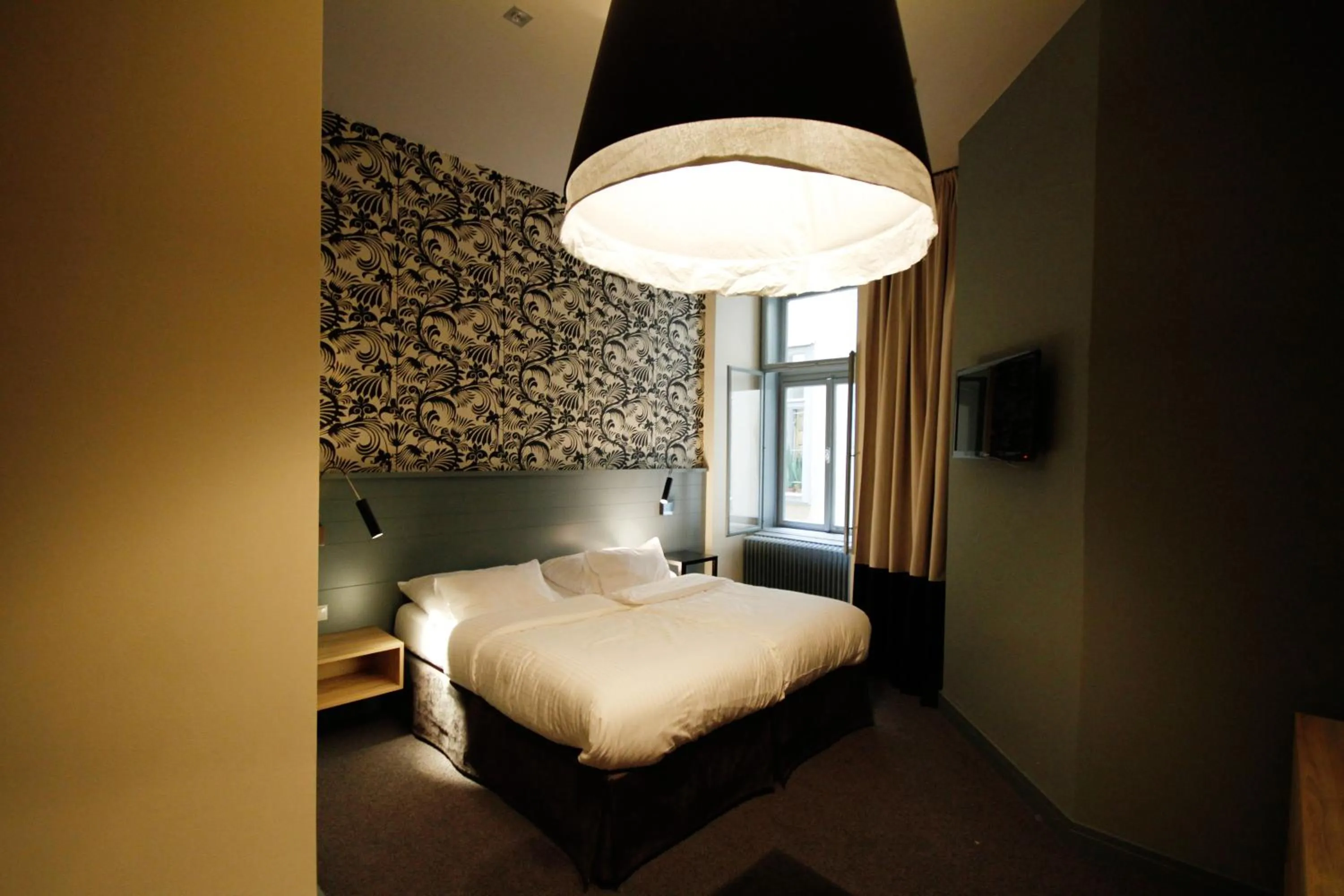 Bed in Saint SHERMIN bed breakfast & champagne