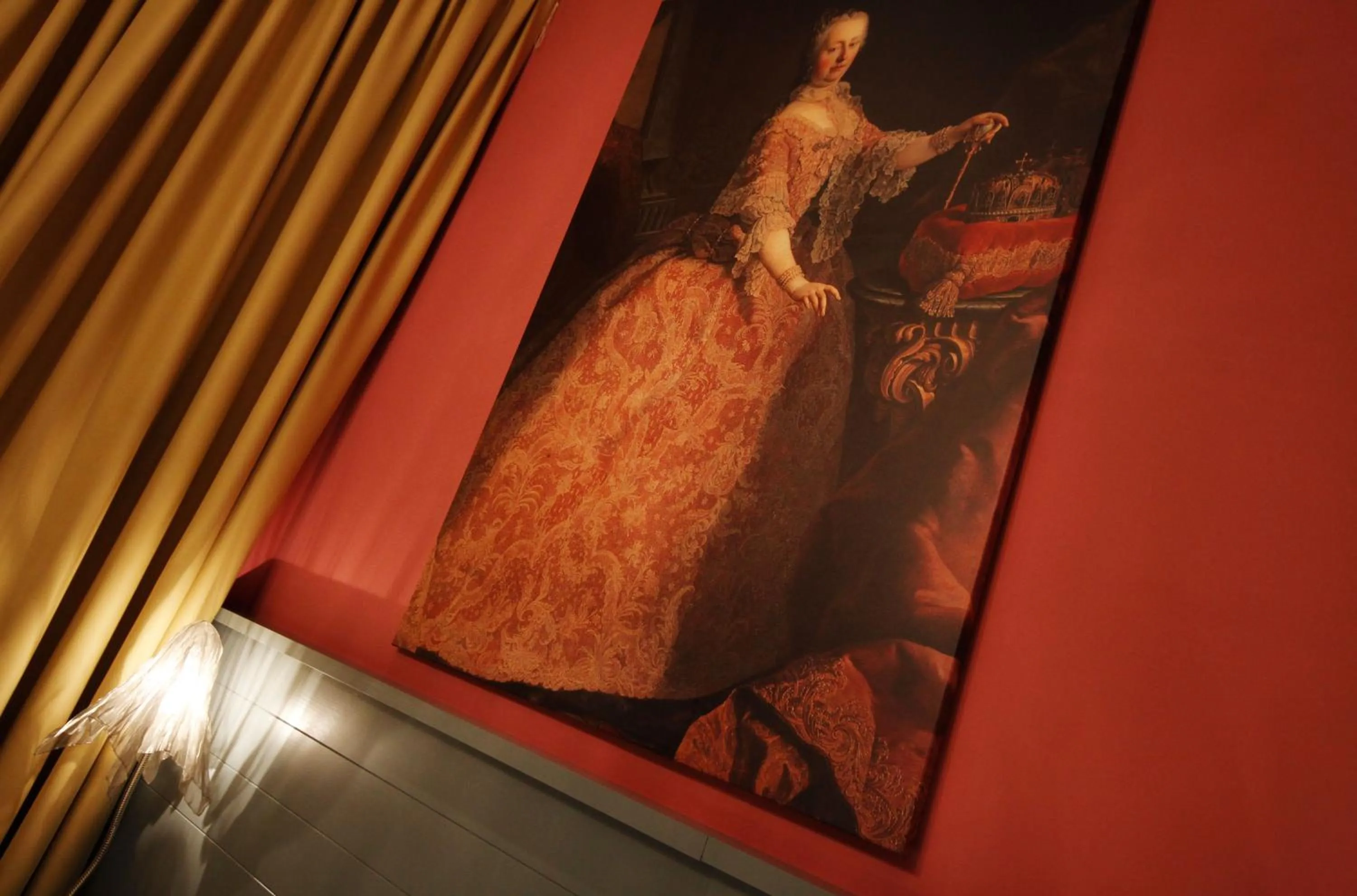 Decorative detail in Saint SHERMIN bed breakfast & champagne