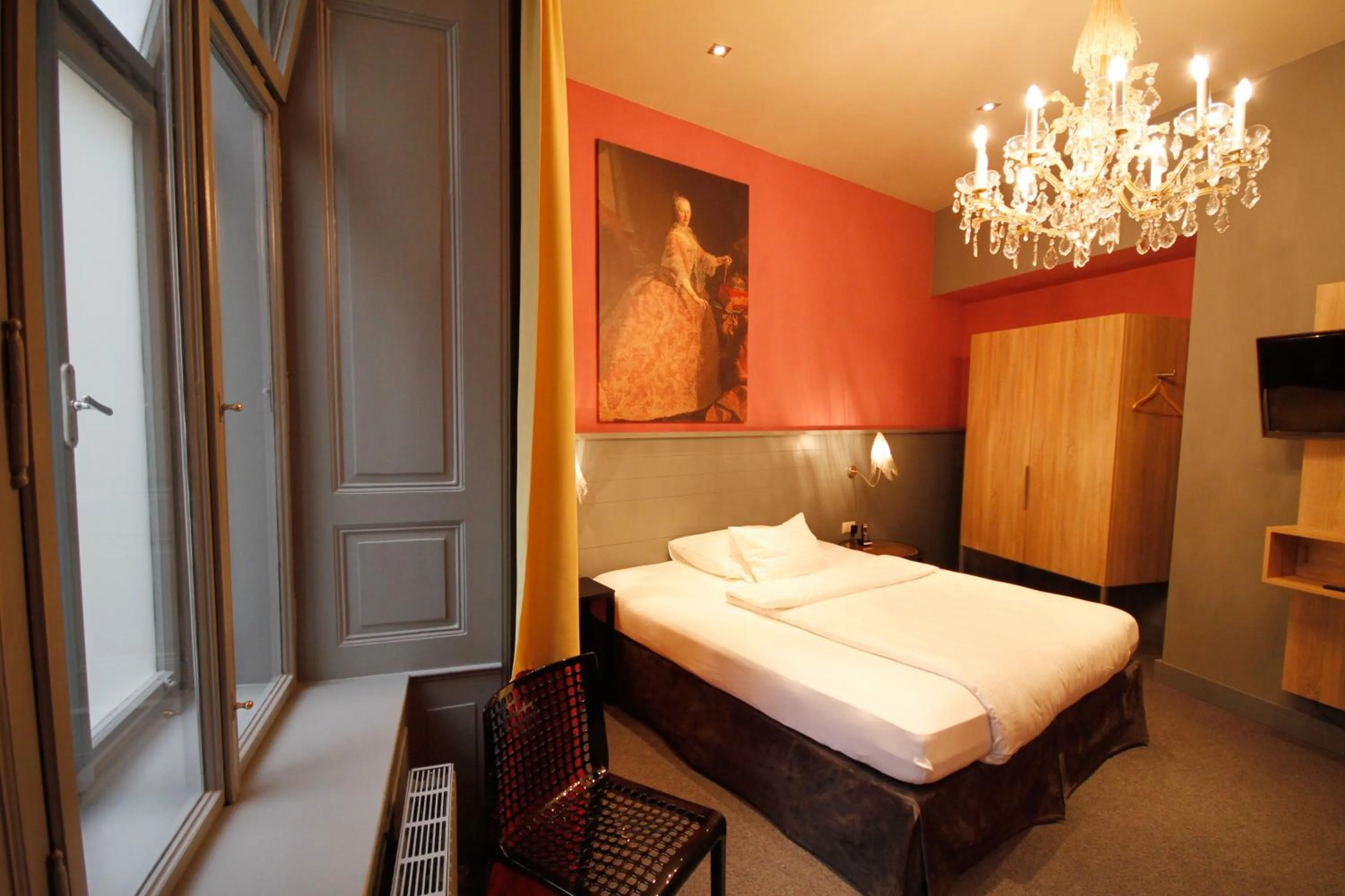 Bed in Saint SHERMIN bed breakfast & champagne