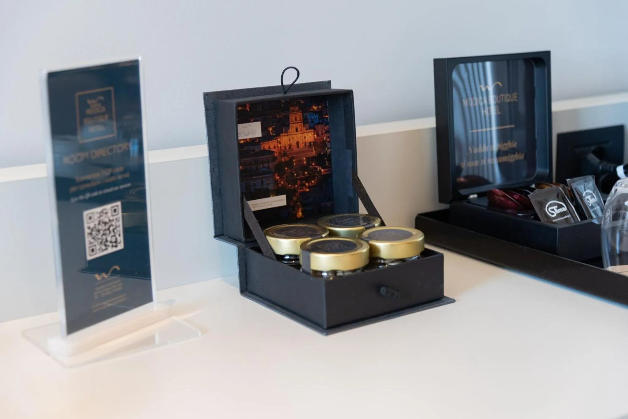 Coffee/tea facilities in Modica Boutique Hotel