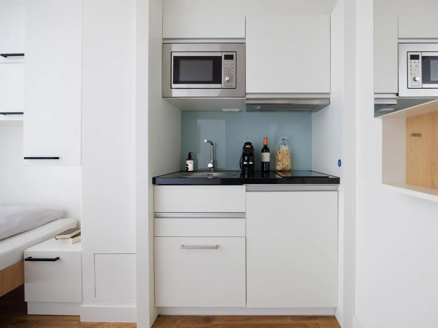 Kitchen or kitchenette in smartments Mannheim Hauptbahnhof