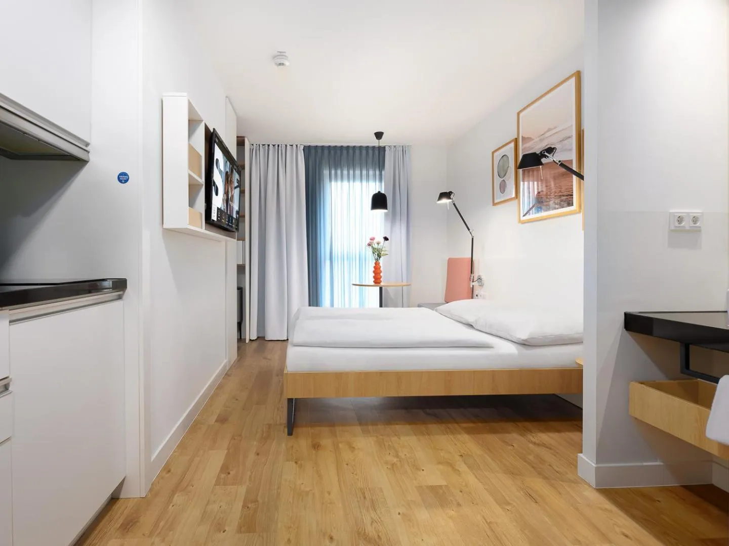 Bed in smartments Mannheim Hauptbahnhof