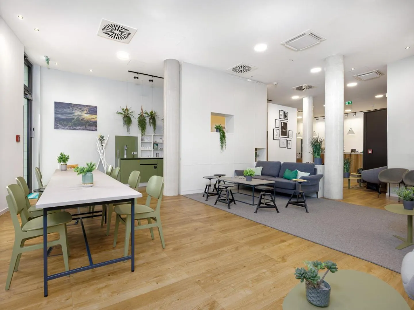 Lobby or reception in smartments Mannheim Hauptbahnhof