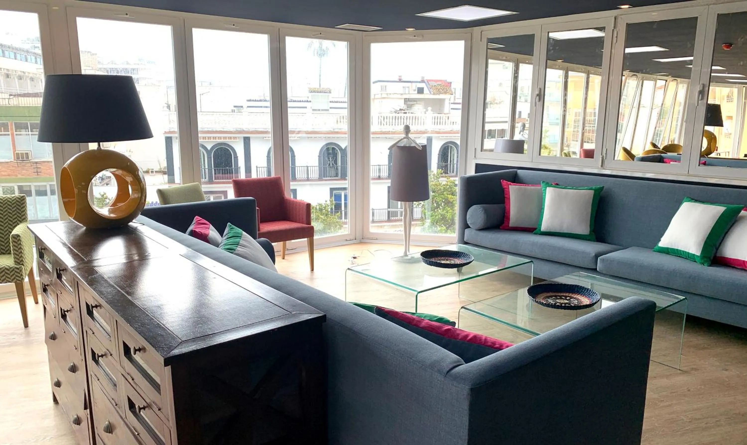 Communal lounge/ TV room in Hotel Sireno Torremolinos - Adults Only, Ritual Friendly