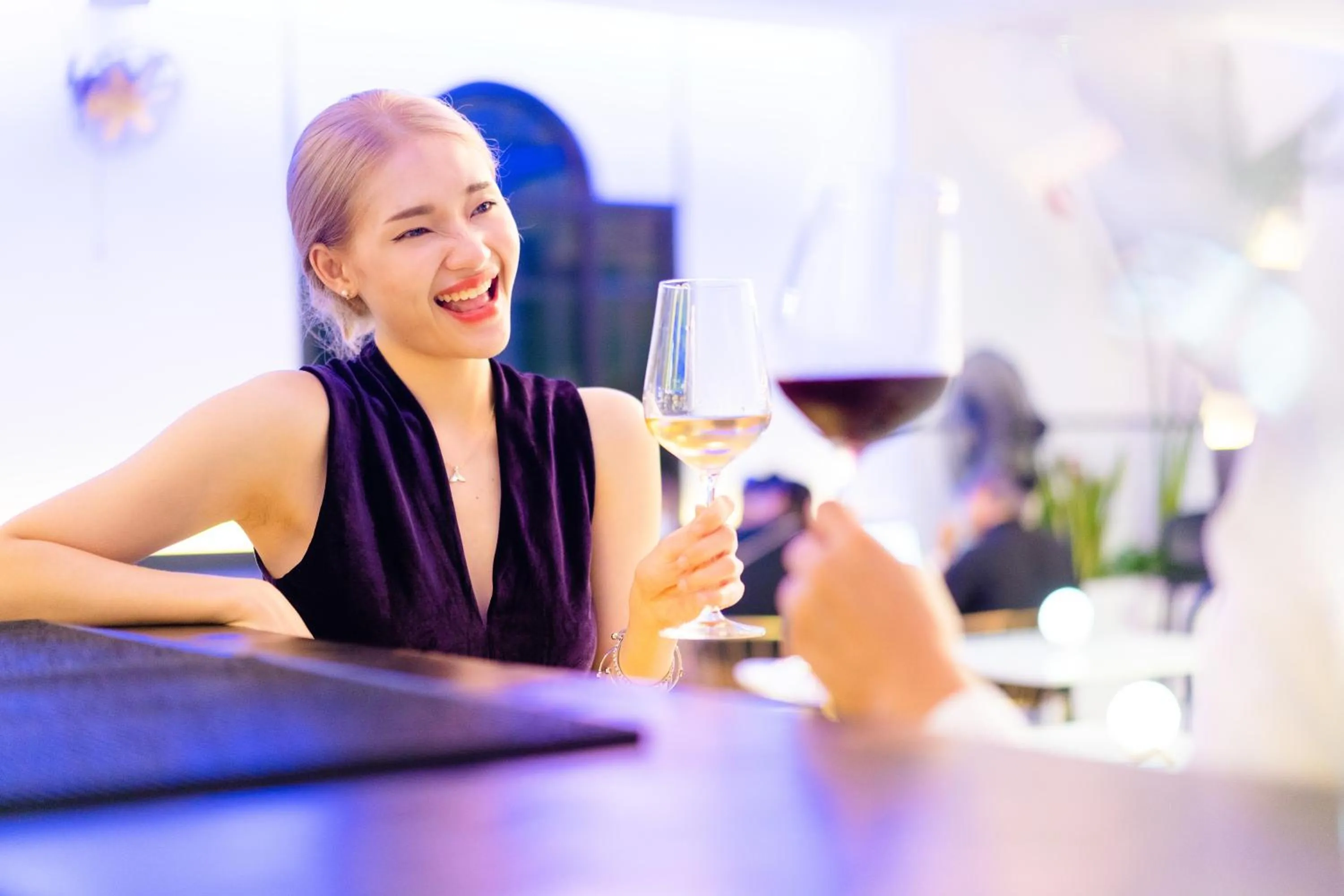 Lounge or bar in Ratri Hotel Phuket Old Town