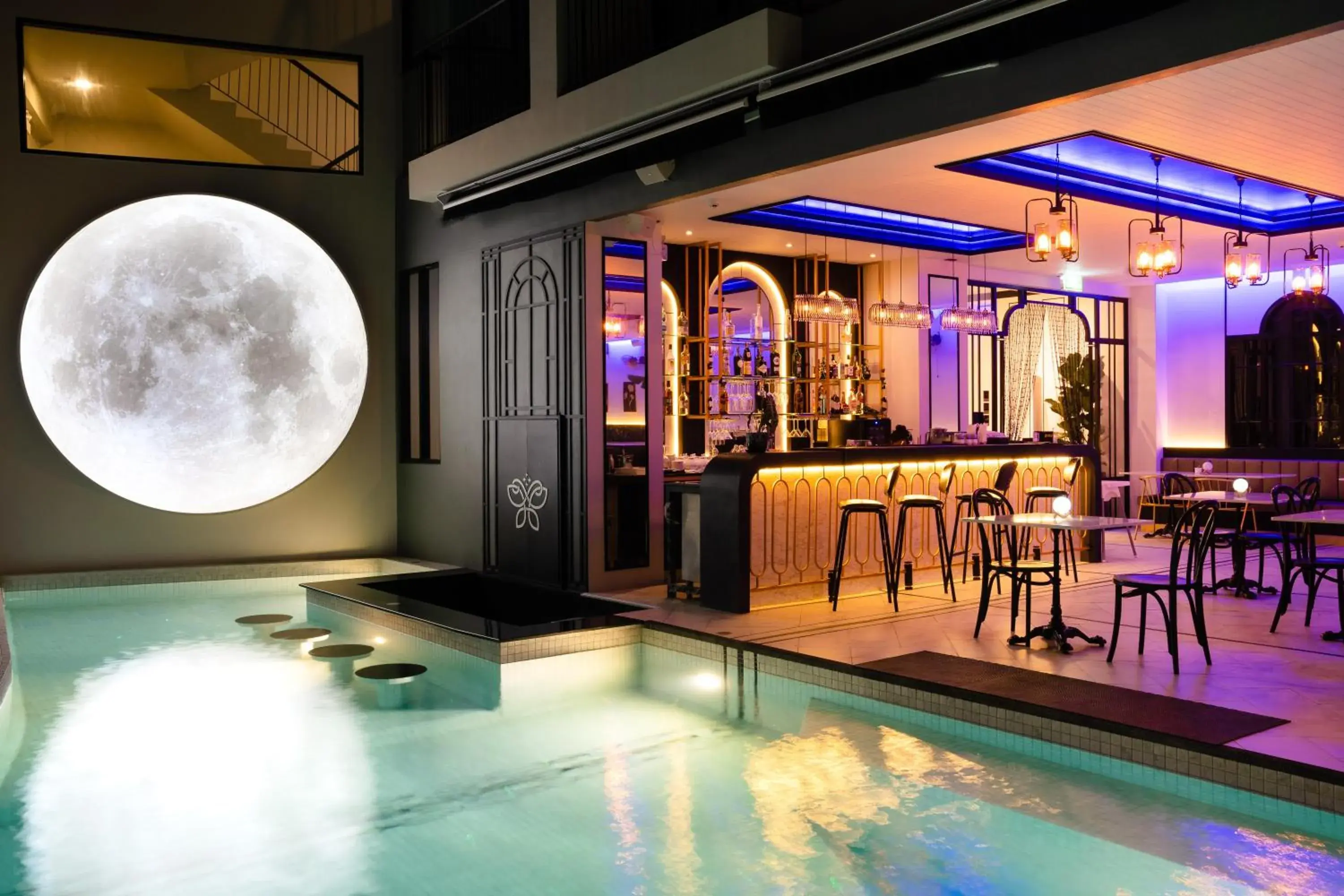 Lounge or bar in Ratri Hotel Phuket Old Town Lounge or bar in Ratri Hotel Phuket Old Town