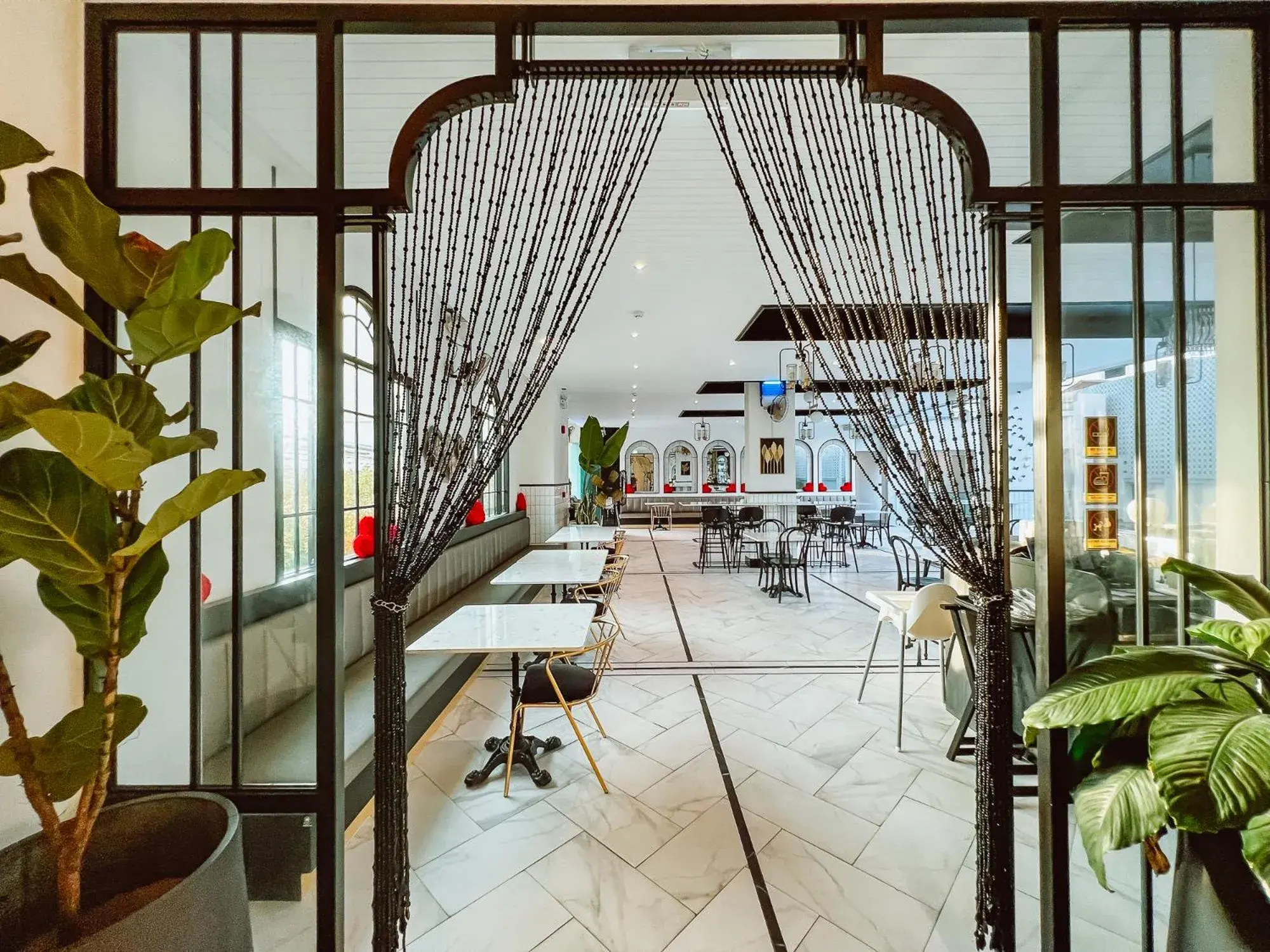 Restaurant/places to eat in Ratri Hotel Phuket Old Town Restaurant/places to eat in Ratri Hotel Phuket Old Town