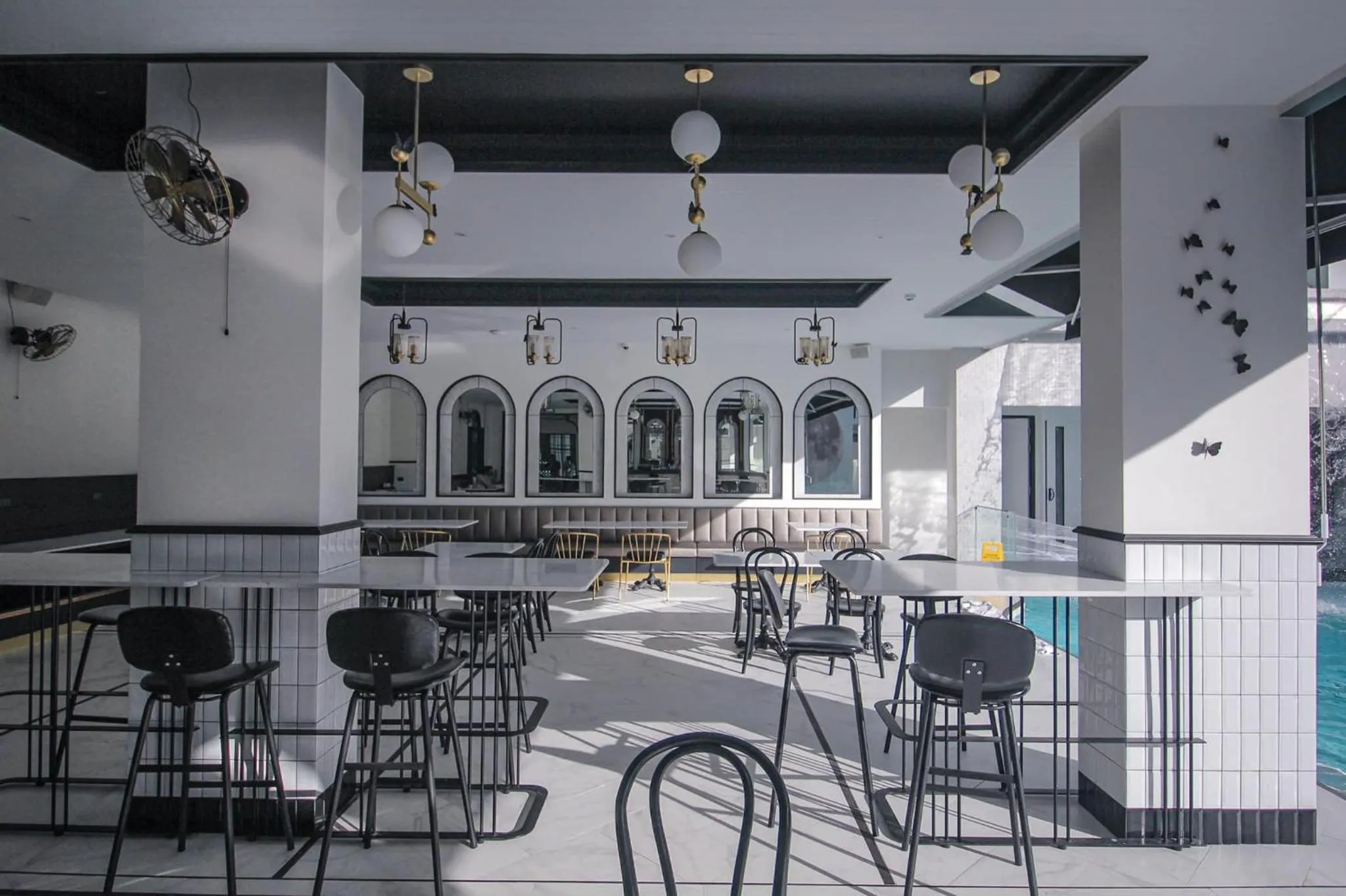 Restaurant/places to eat in Ratri Hotel Phuket Old Town