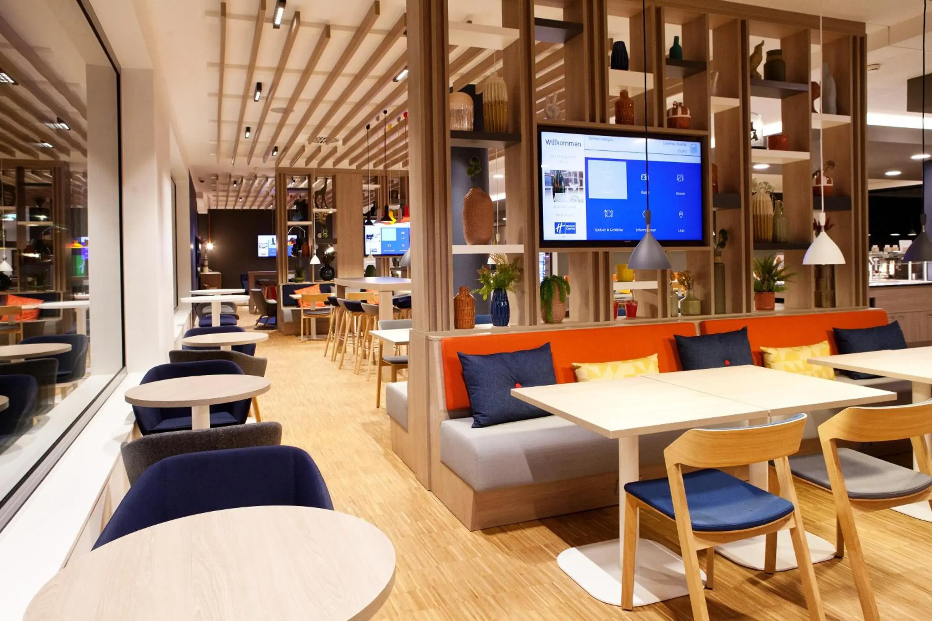 Restaurant/places to eat in Holiday Inn Express - Lustenau Restaurant/places to eat in Holiday Inn Express - Lustenau