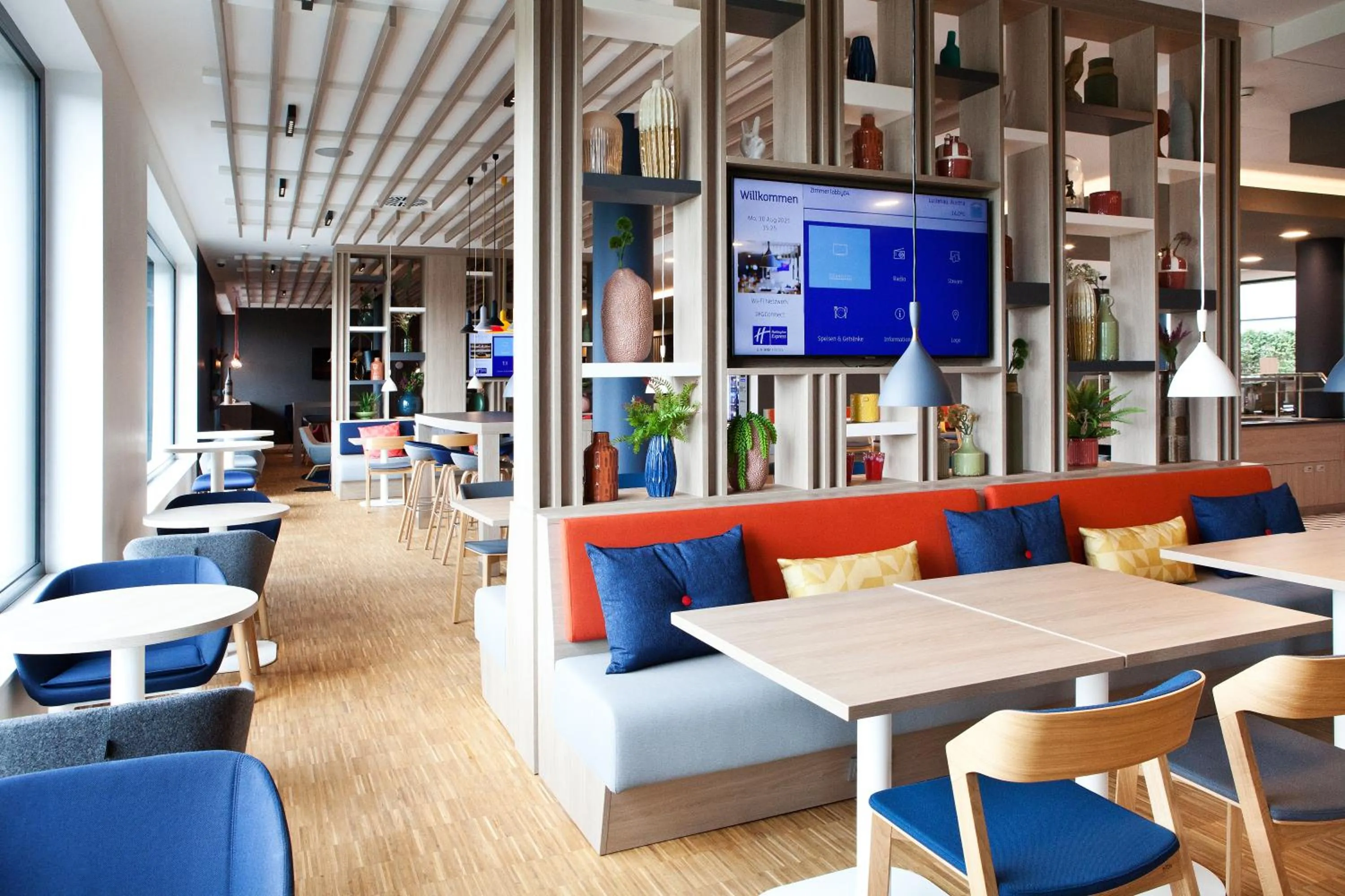 Restaurant/places to eat in Holiday Inn Express - Lustenau