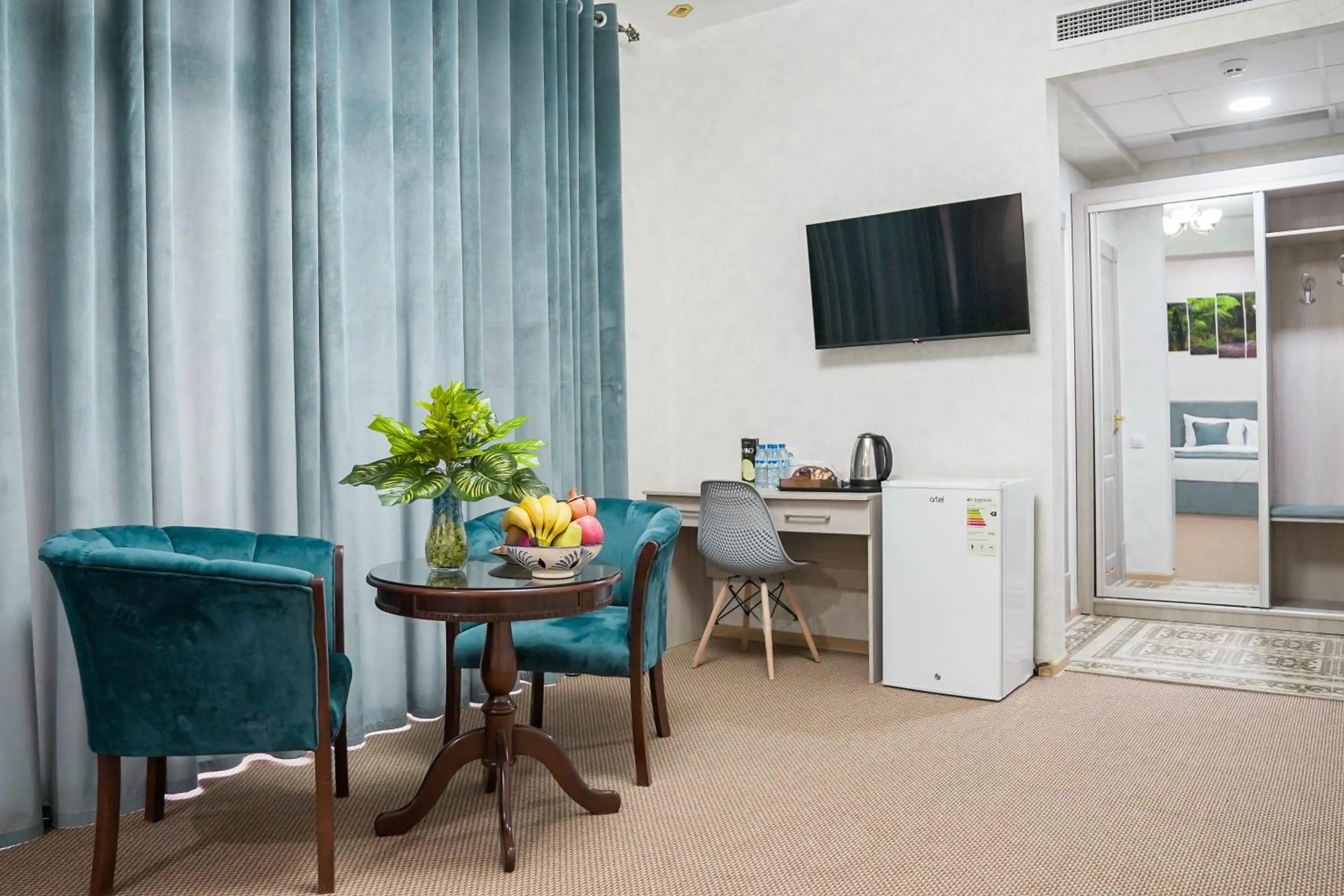 TV and multimedia in Level Hotel