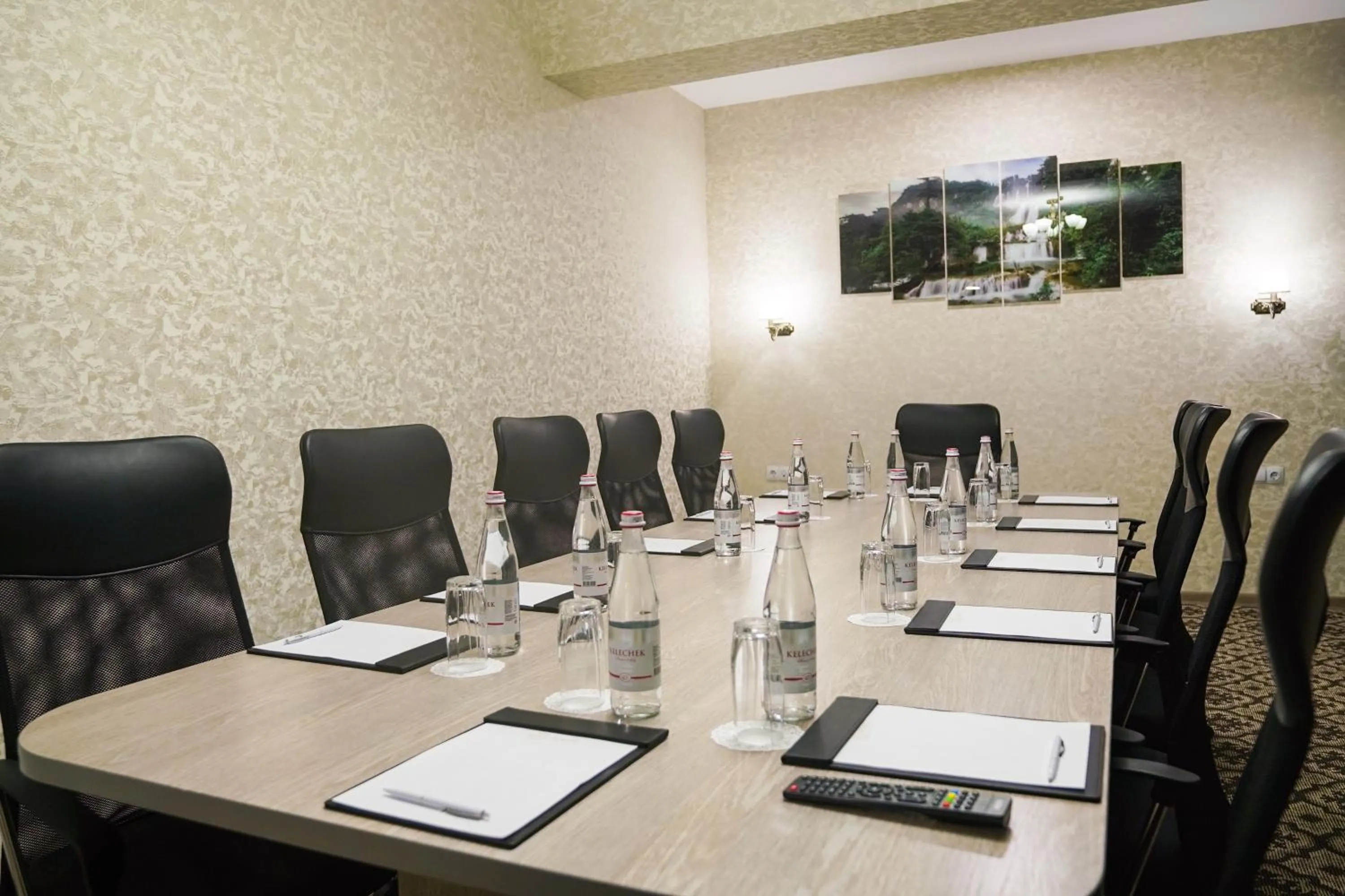 Meeting/conference room in Level Hotel