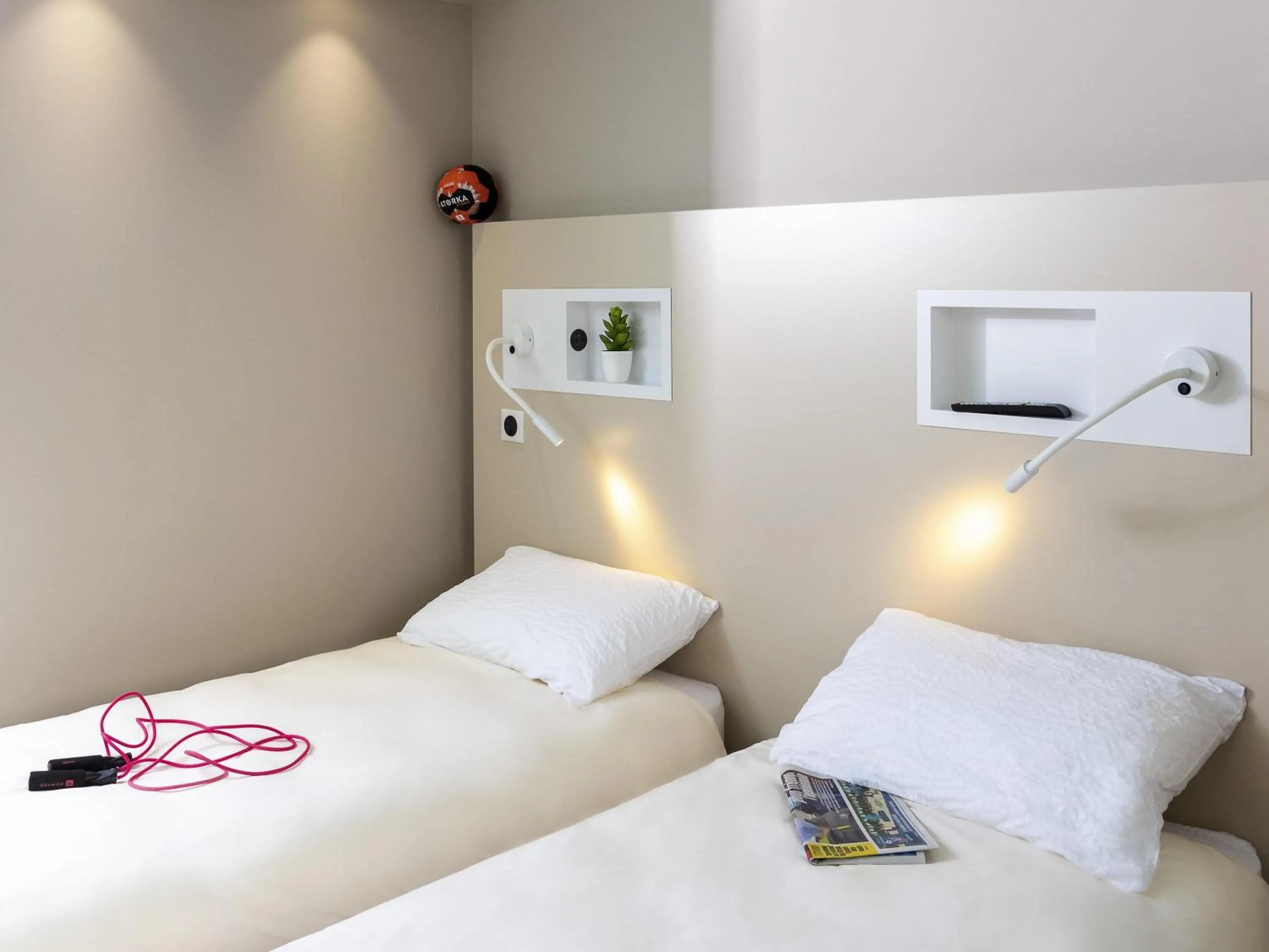 Bedroom, Bed in ibis Budget Cognac