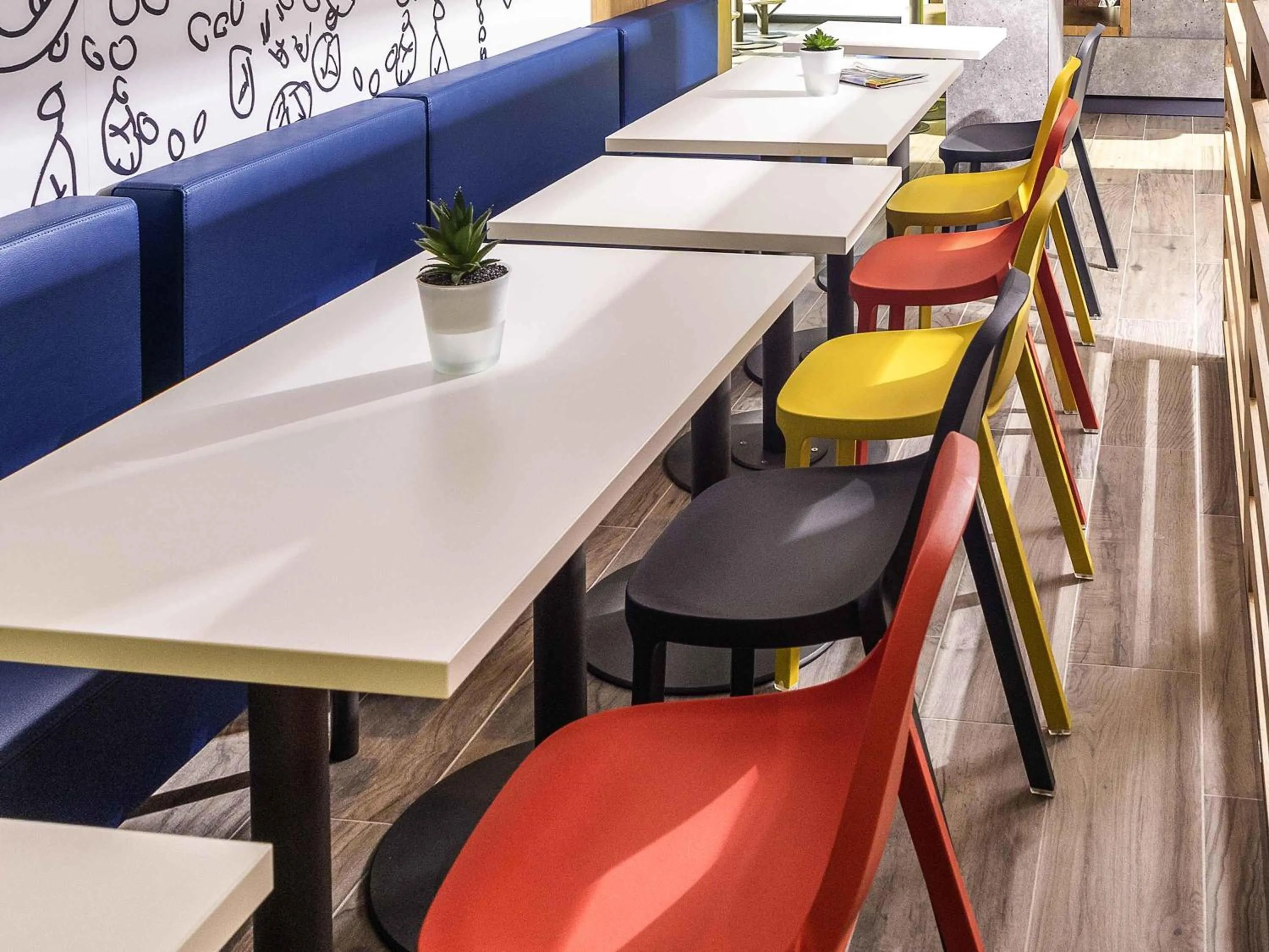 Property building in ibis Budget Cognac