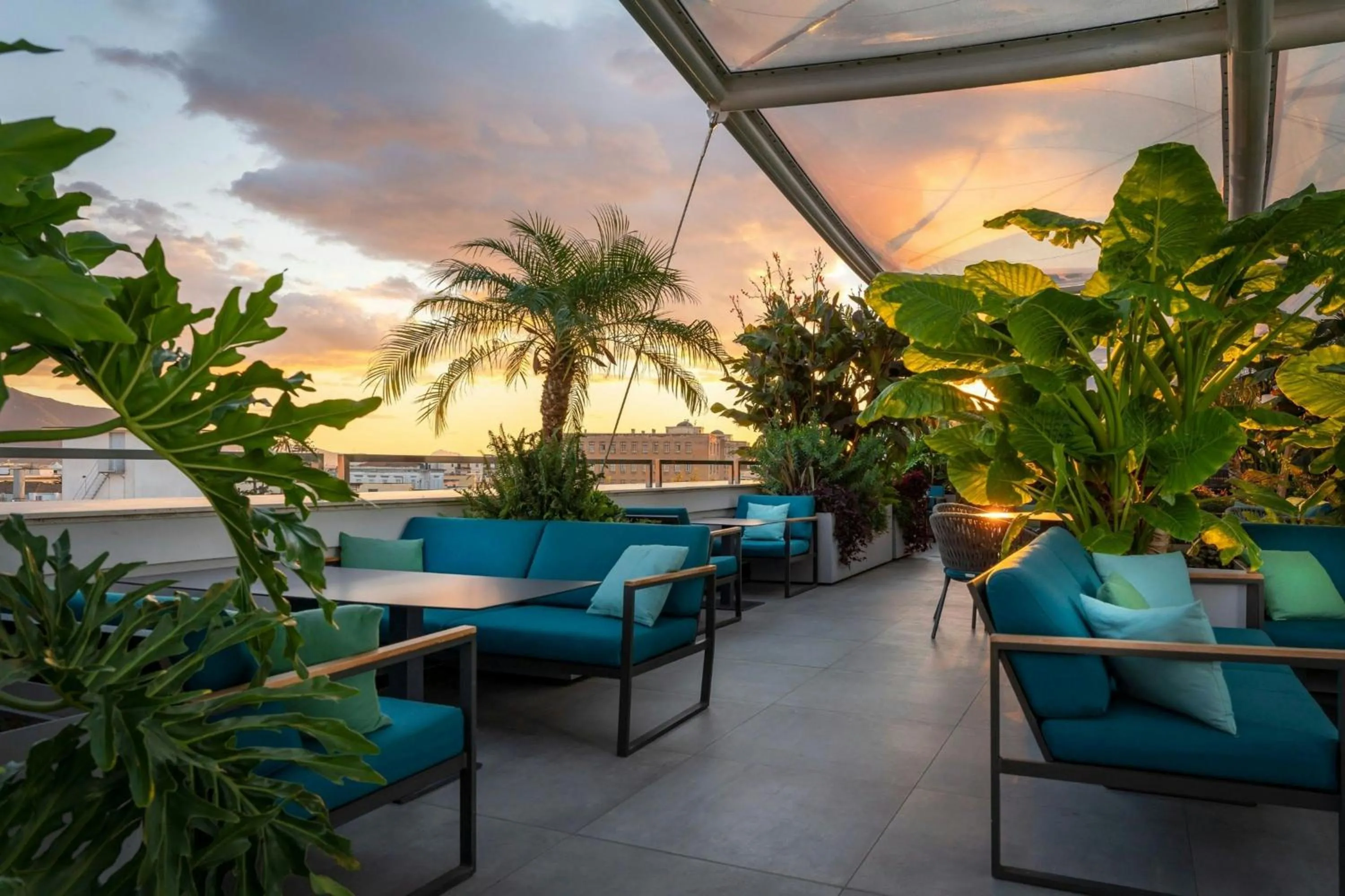 Lounge or bar in HABITA79, Pompeii, a Tribute Portfolio Hotel