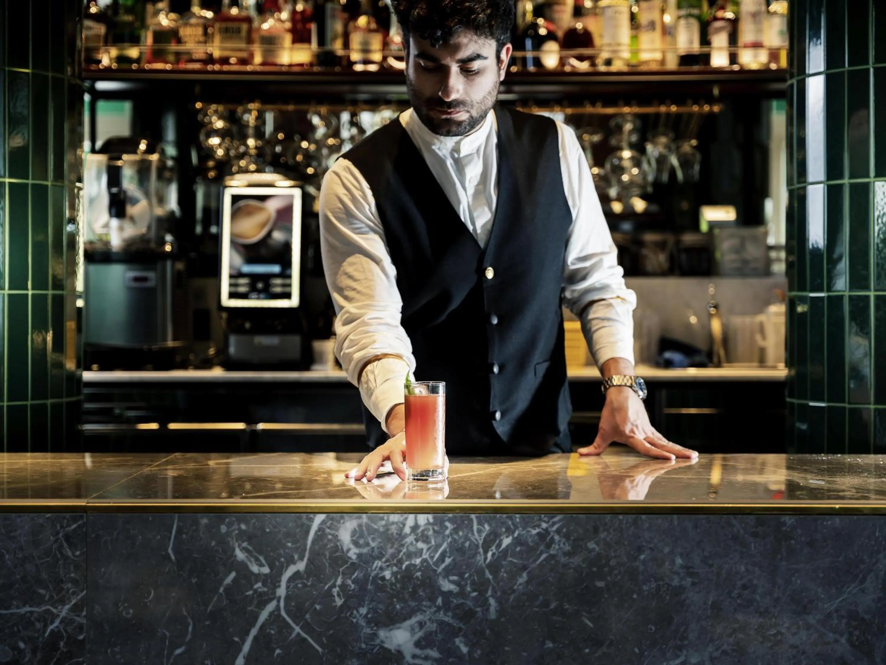 Restaurant/places to eat in Habita79 Hotel Pompeii - MGallery Collection