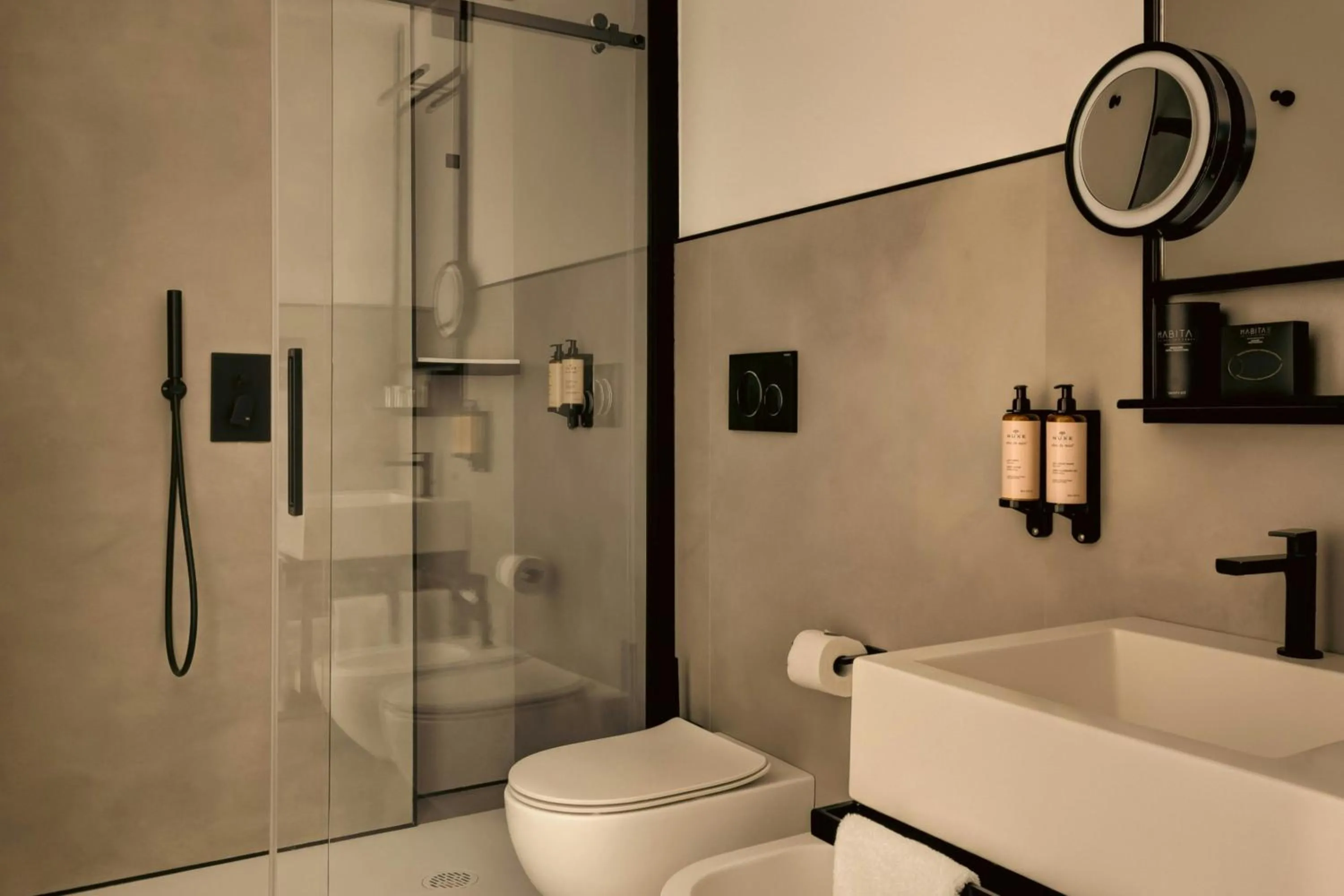 Bathroom in HABITA79, Pompeii, a Tribute Portfolio Hotel