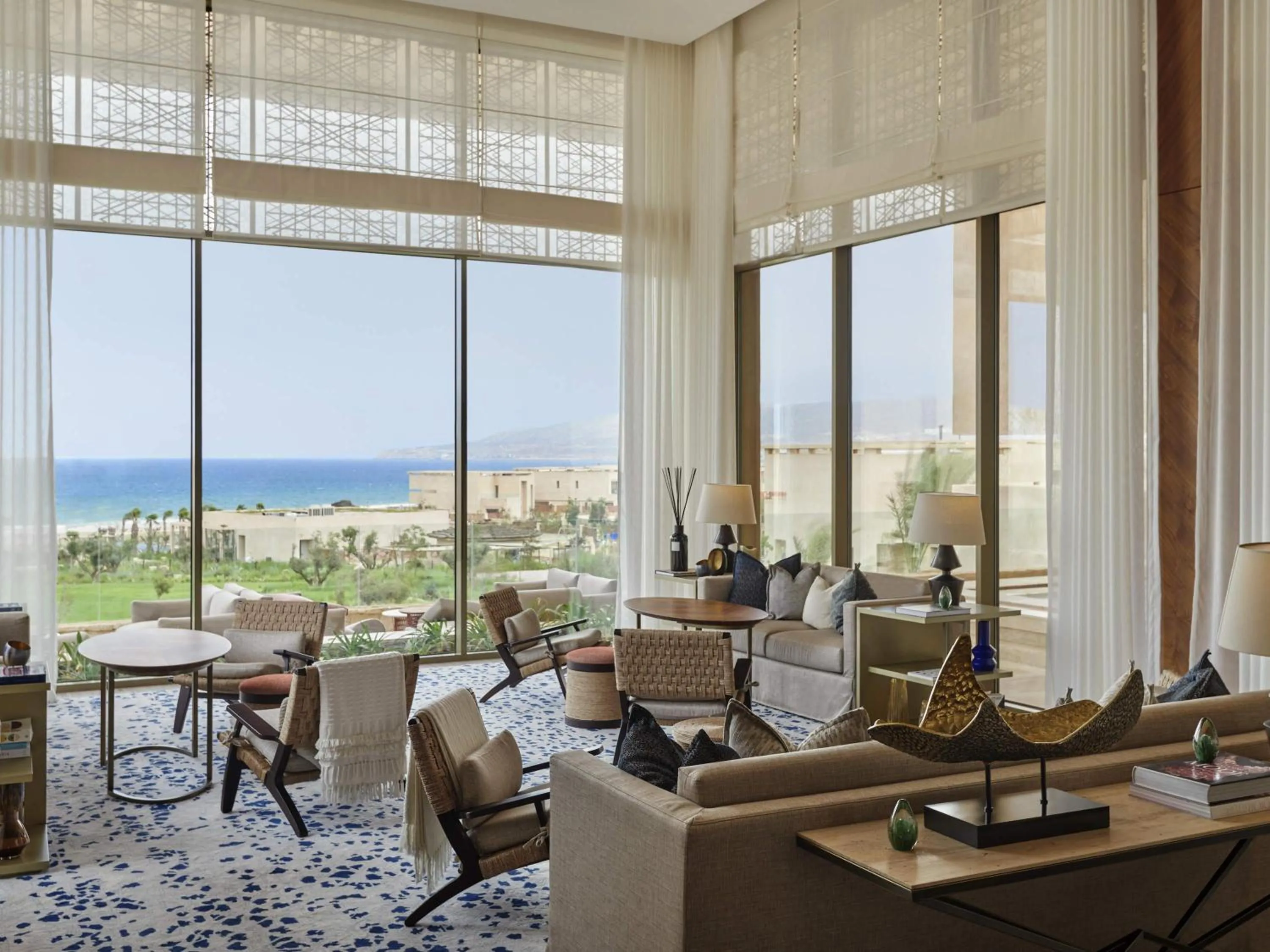 Lounge or bar in Fairmont Taghazout Bay