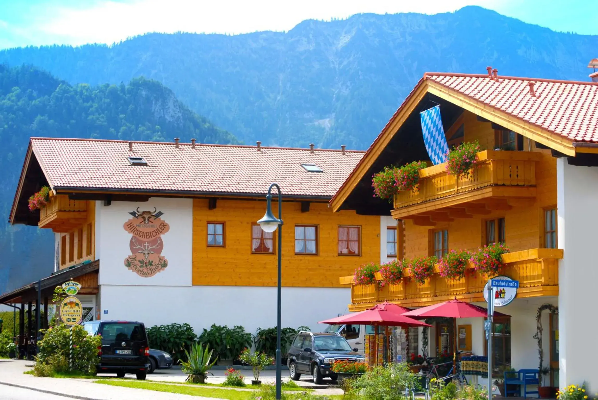 Gasthof-Metzgerei Hirschbichler - Chiemgau Karte Gasthof-Metzgerei Hirschbichler - Chiemgau Karte