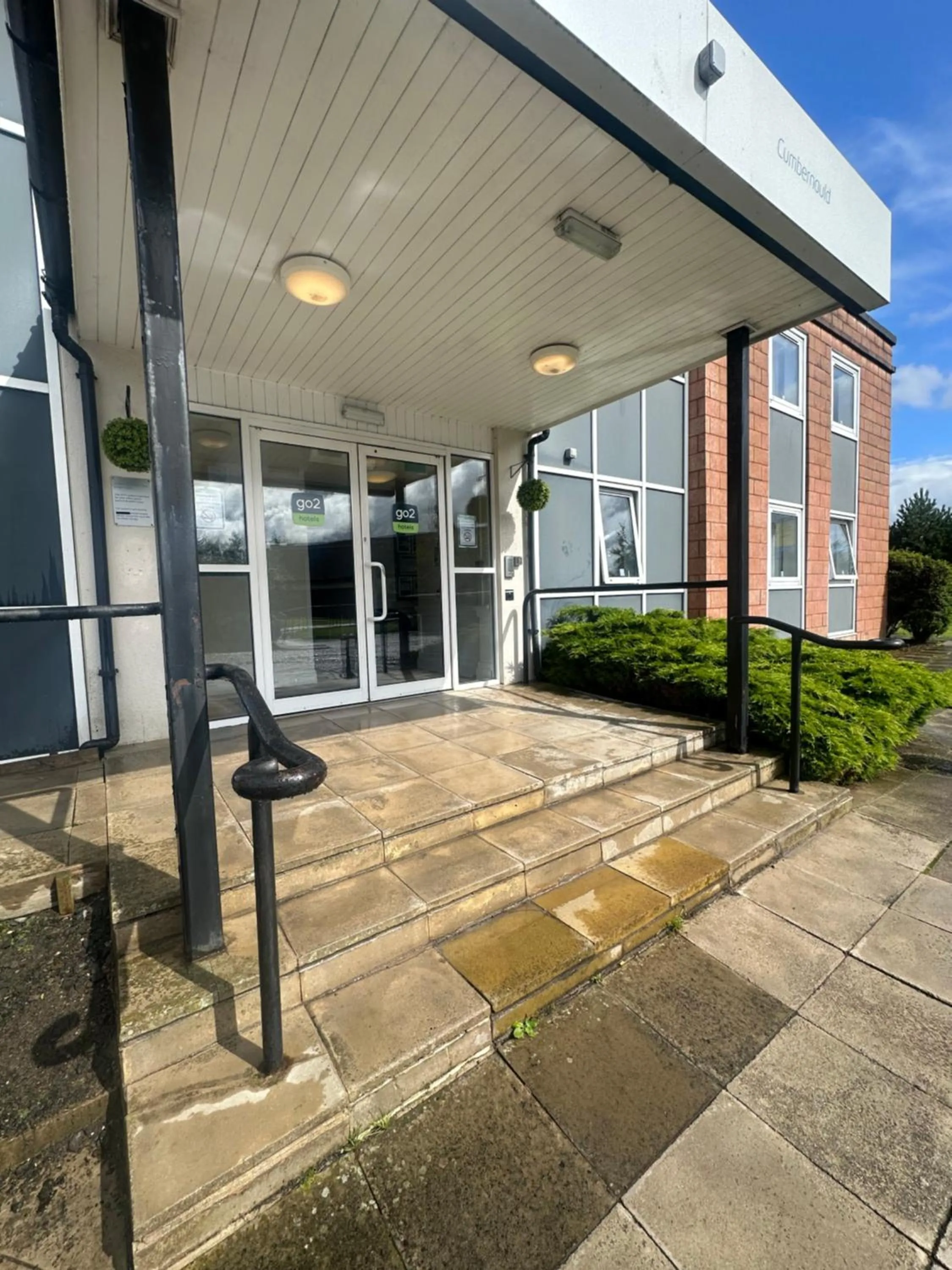 Property building in go2 Glasgow Cumbernauld Hotel - Free Parking and Pet Friendly