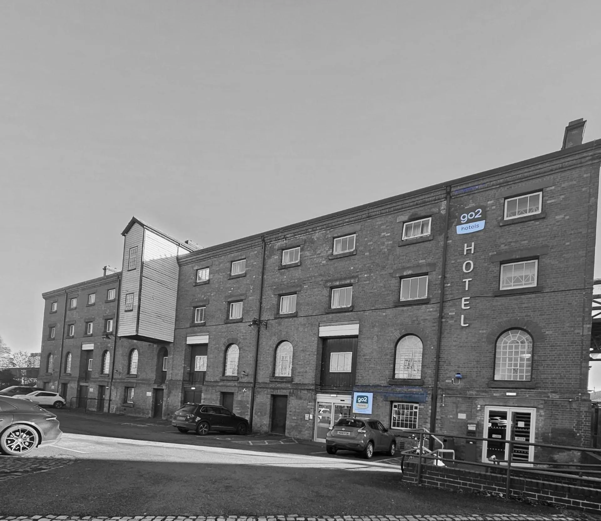 Property building in go2 Hotels Burton Upon Trent Central