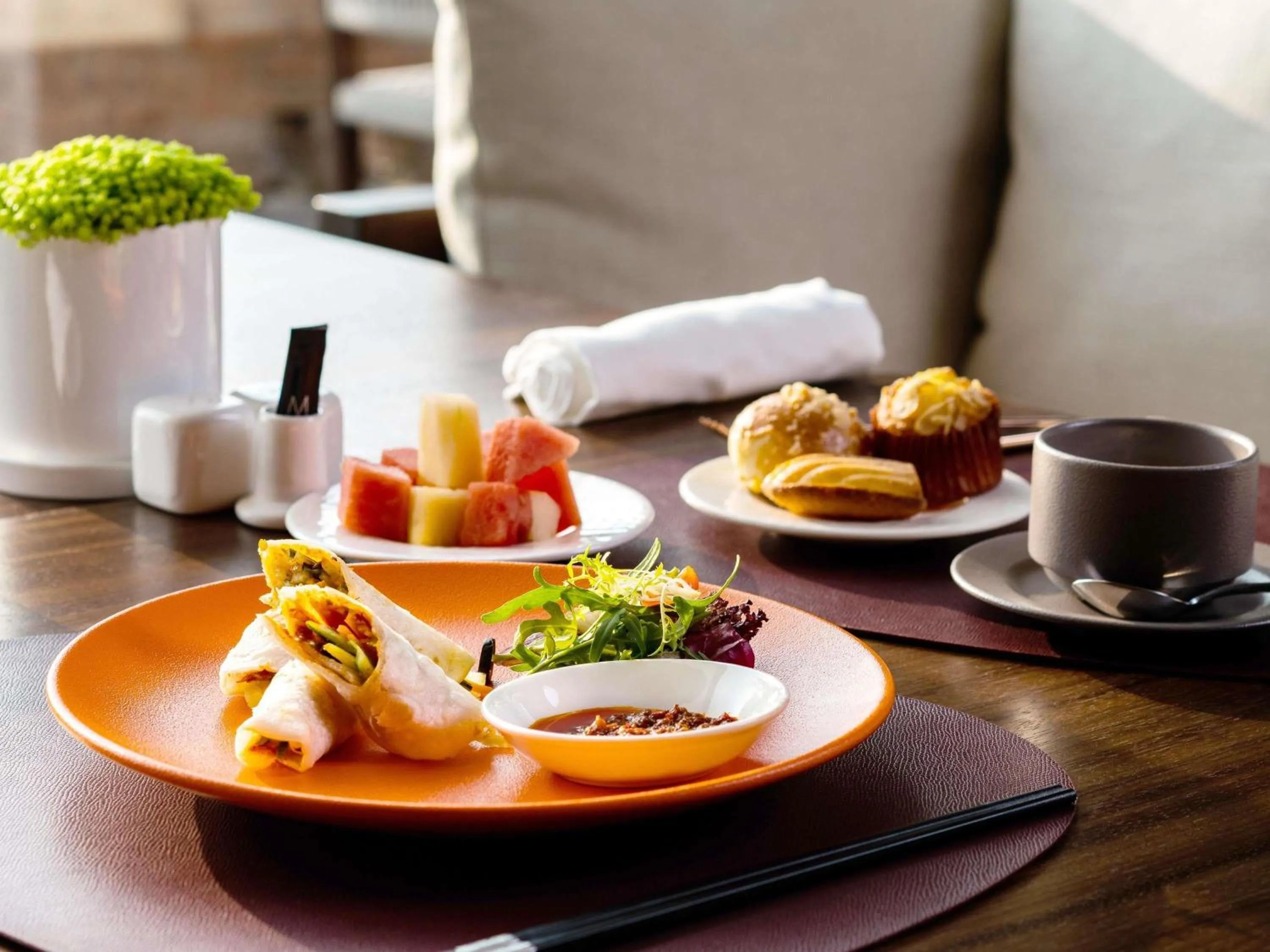 Breakfast in DongFengYun Hotel Mi'Le - MGallery Collection