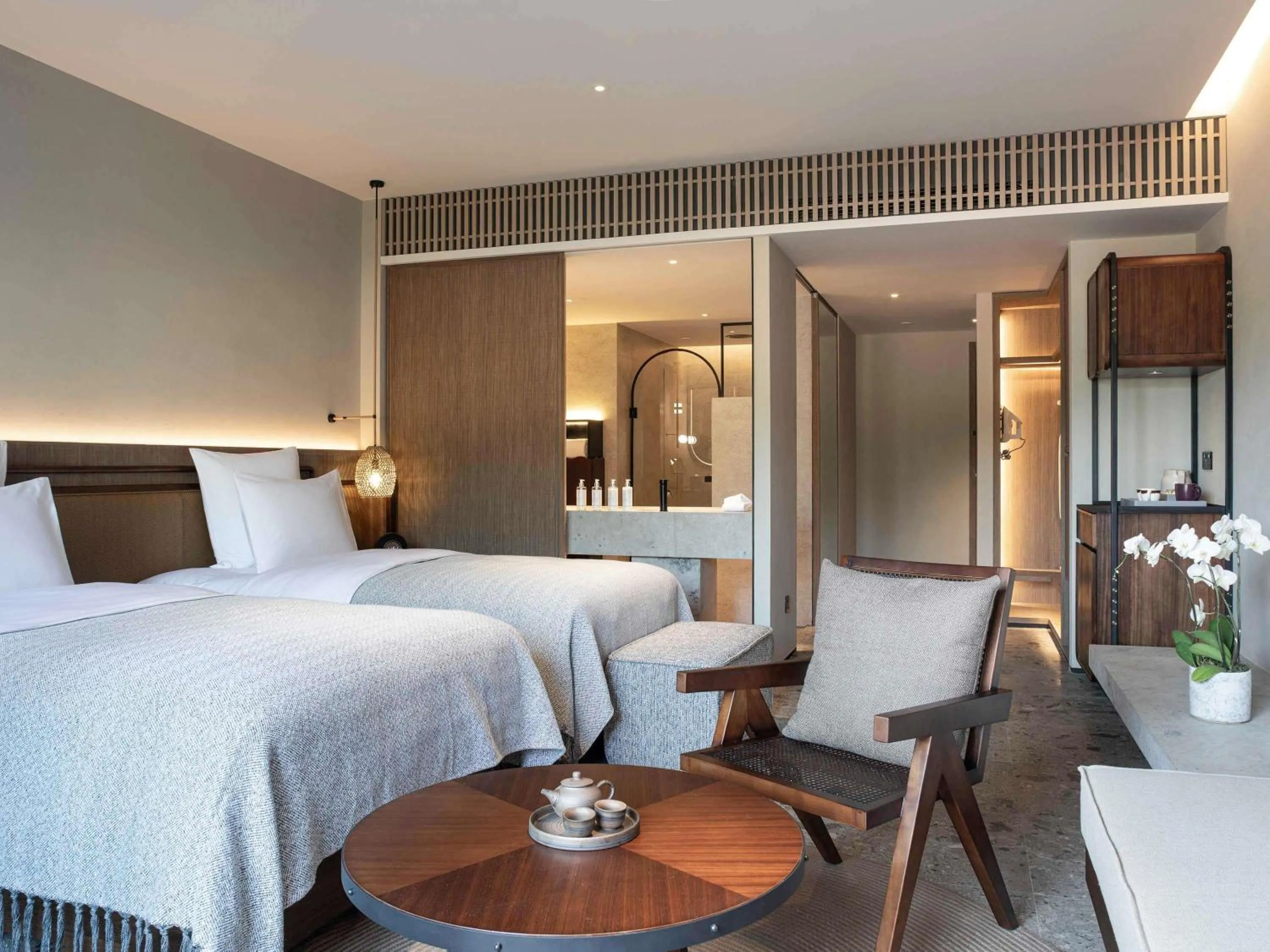 Bedroom, Bed in DongFengYun Hotel Mi'Le - MGallery Collection