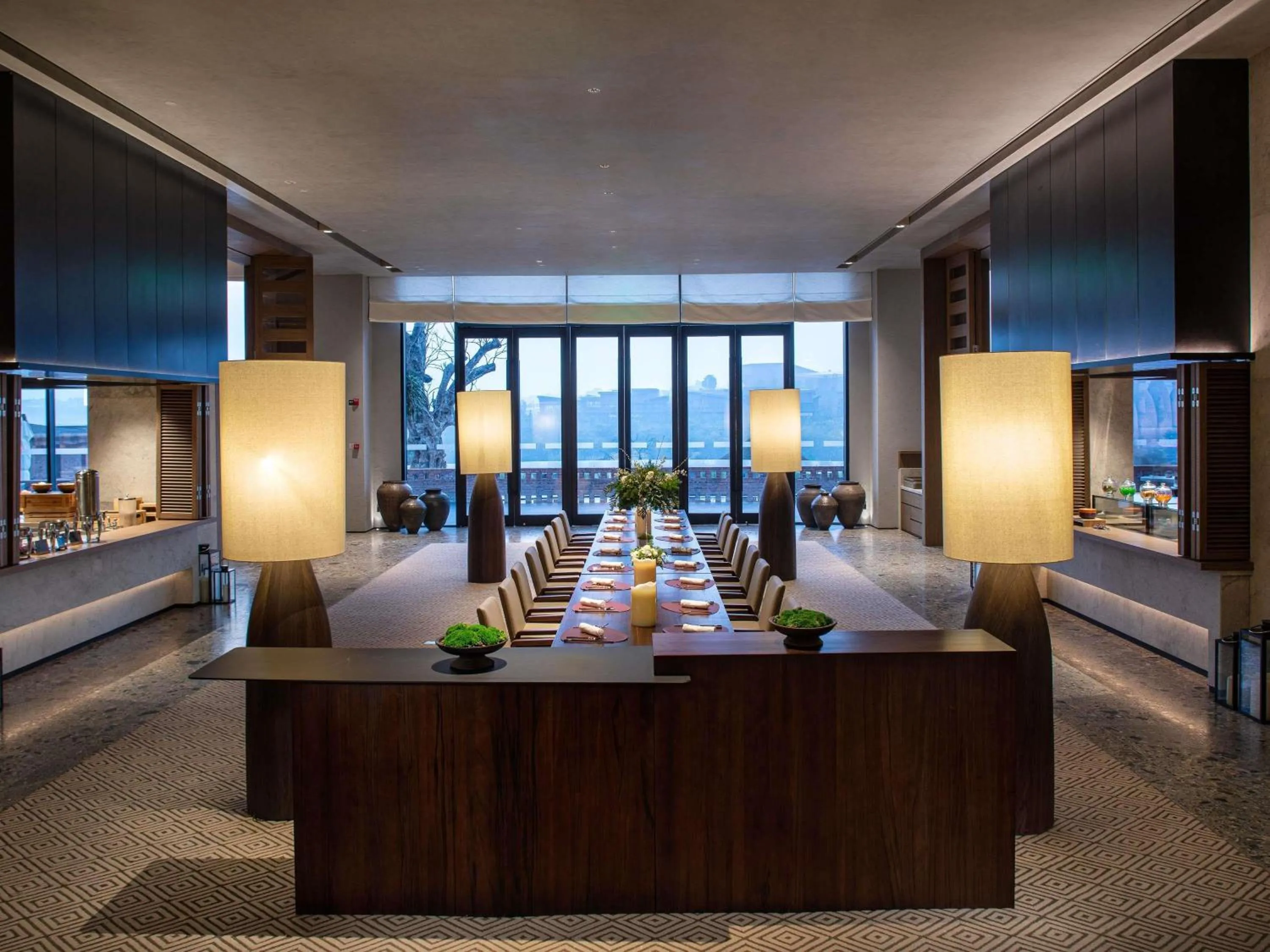 Restaurant/places to eat in DongFengYun Hotel Mi'Le - MGallery Collection