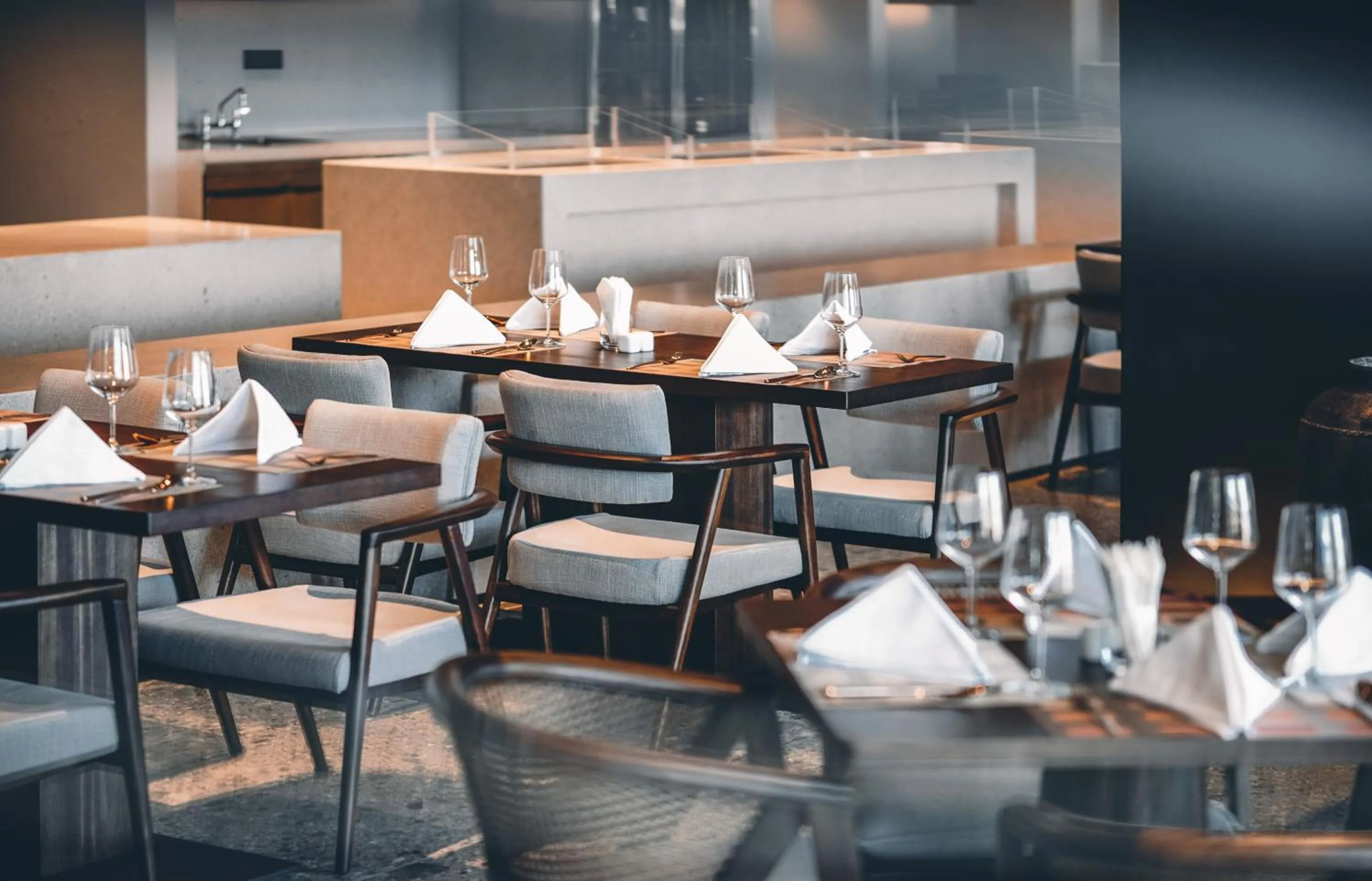 Restaurant/places to eat in DongFengYun Hotel Mi'Le - MGallery Collection