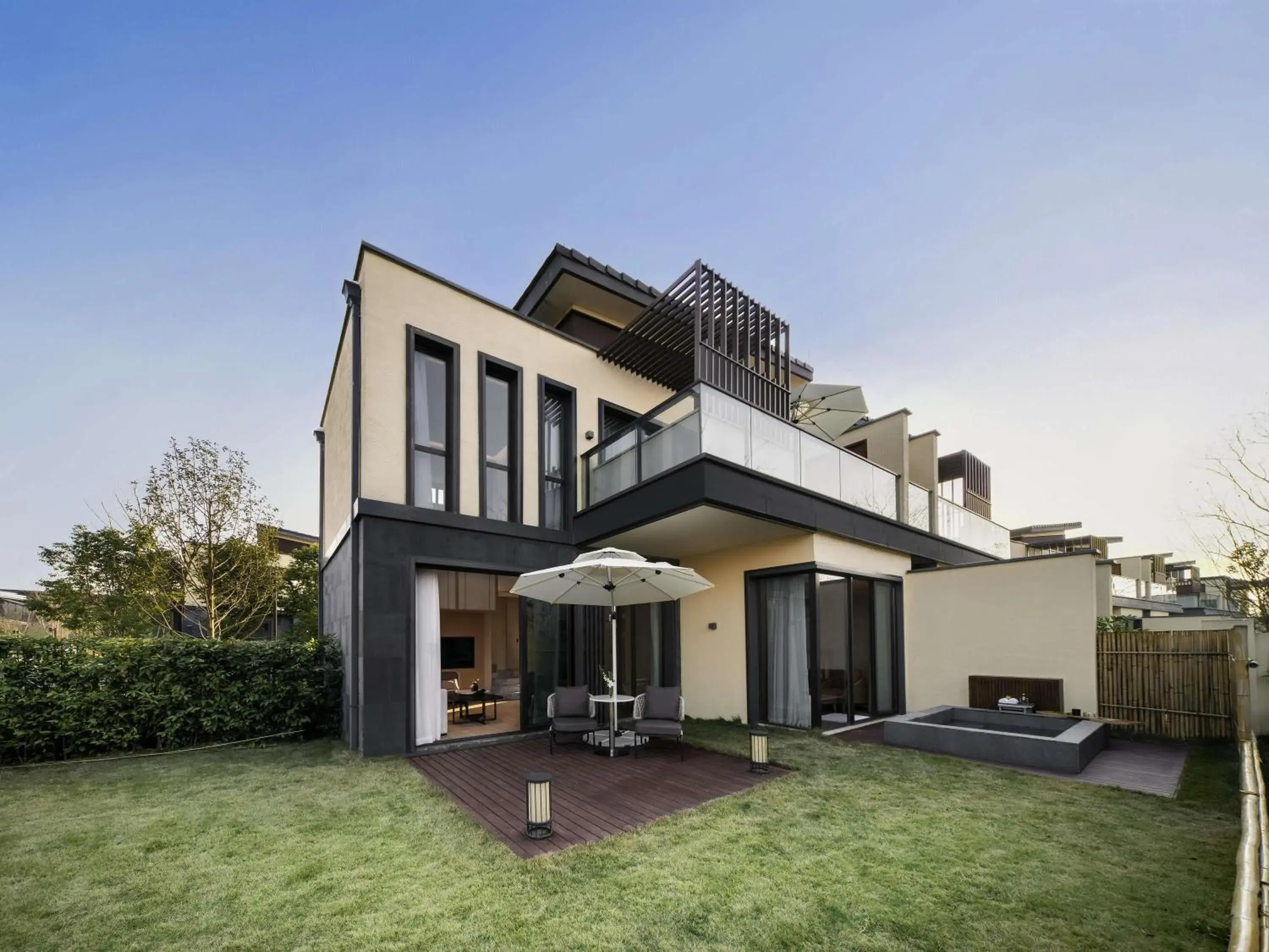 Bedroom in Ocean Spring Resort Chengdu - MGallery Collection Bedroom in Ocean Spring Resort Chengdu - MGallery Collection