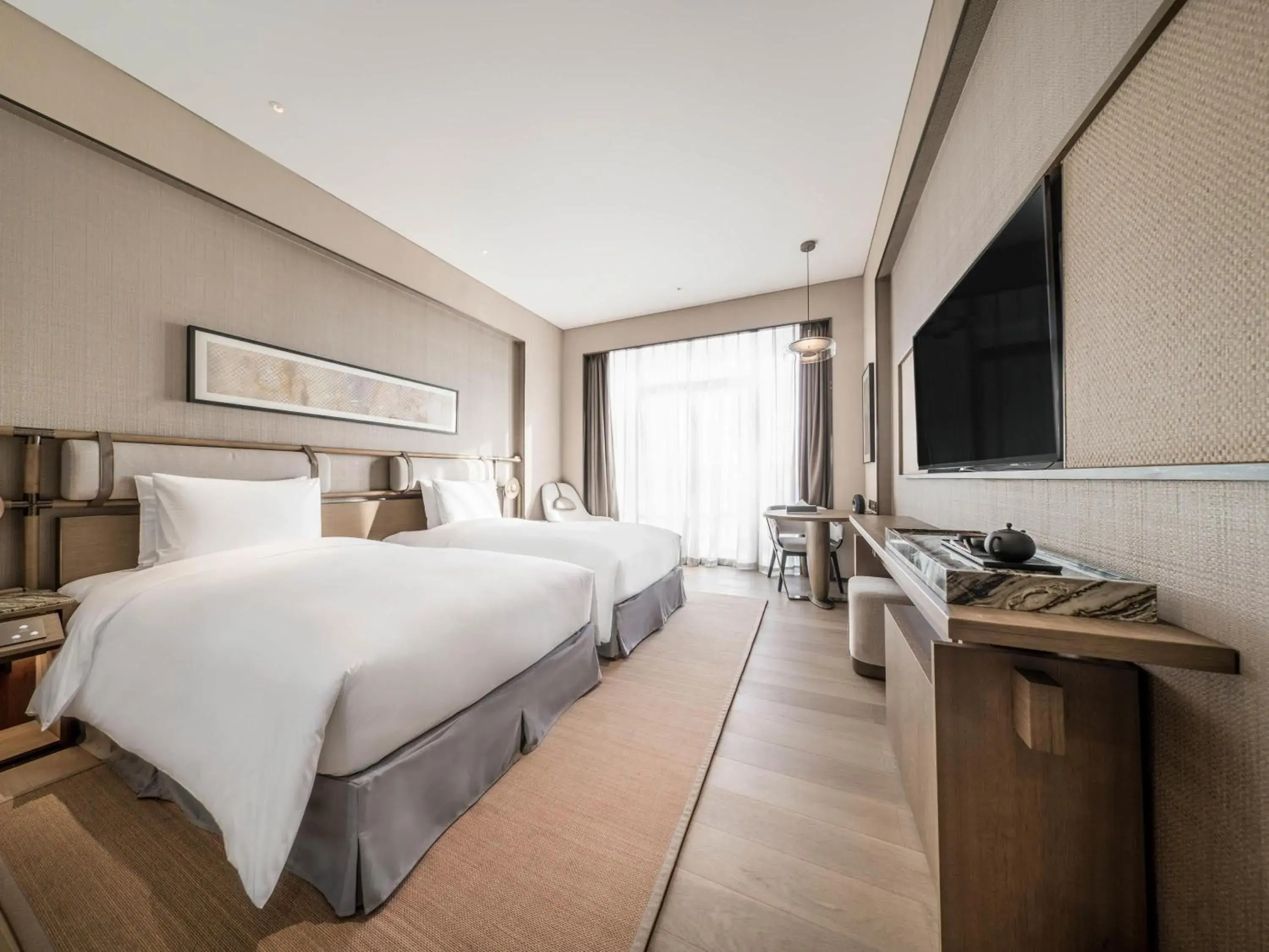 Bedroom, Bed in Ocean Spring Resort Chengdu - MGallery Collection Bedroom, Bed in Ocean Spring Resort Chengdu - MGallery Collection