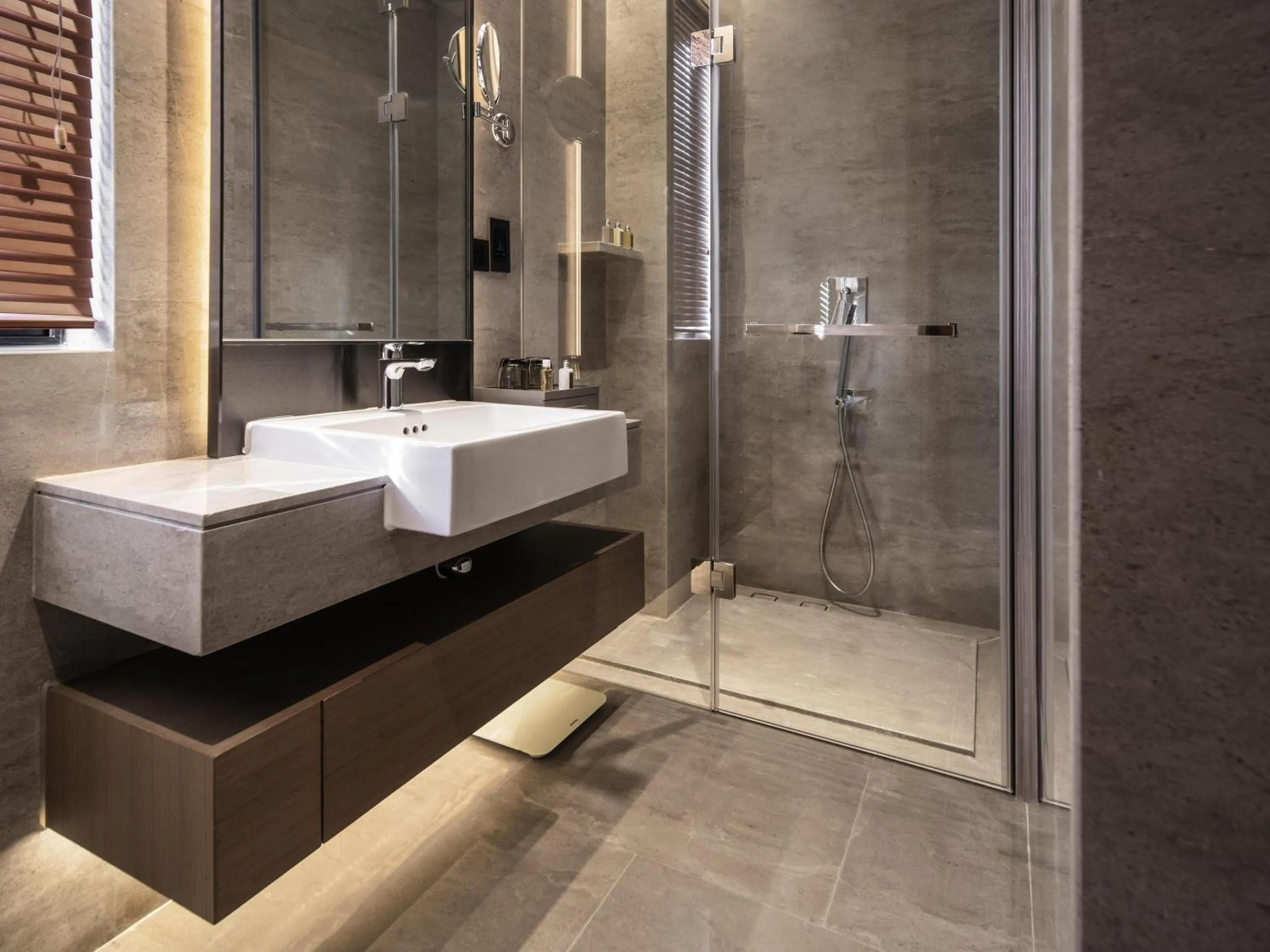 Bedroom in Ocean Spring Resort Chengdu - MGallery Collection