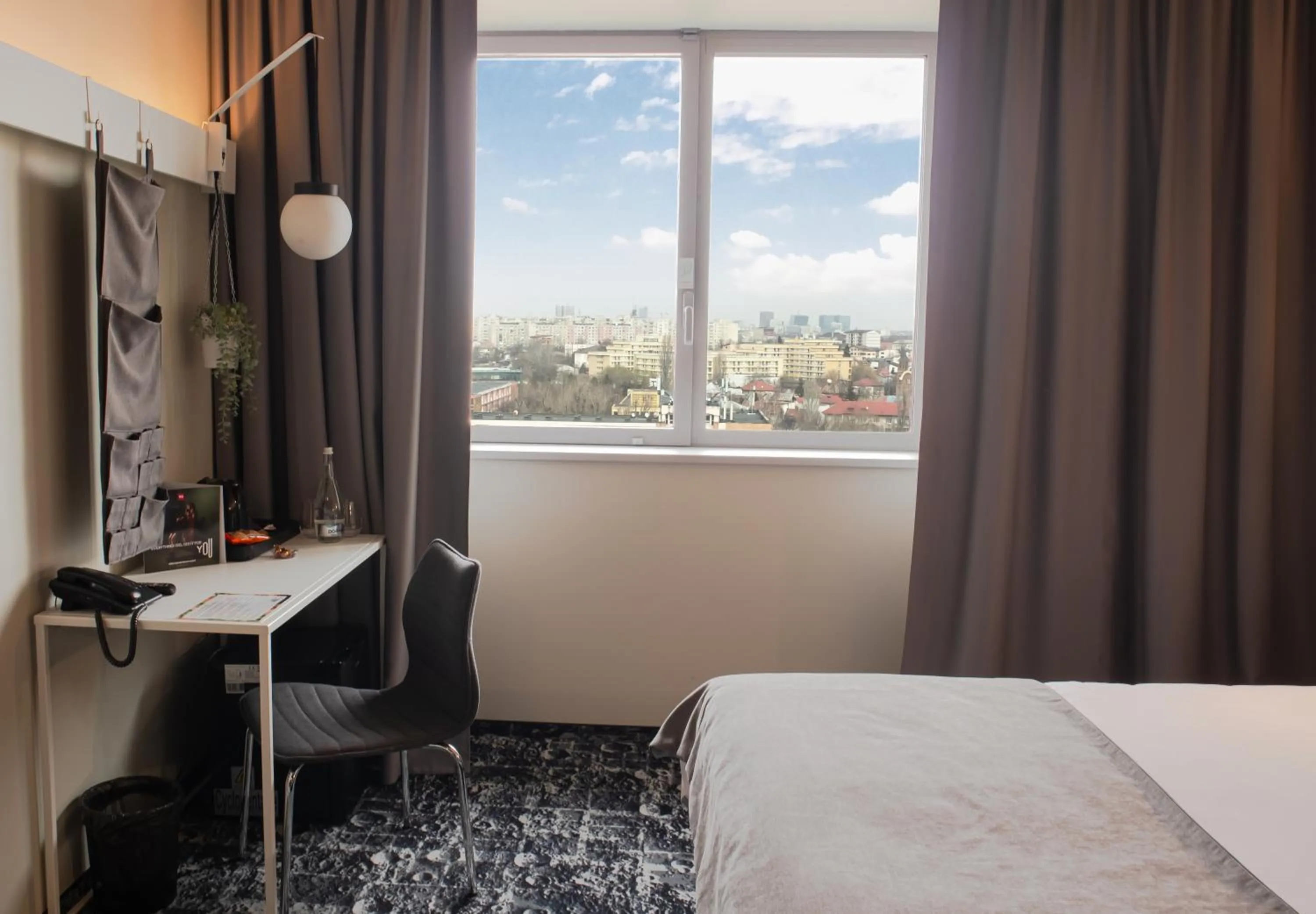 River view, Bed in ibis Bucharest Politehnica