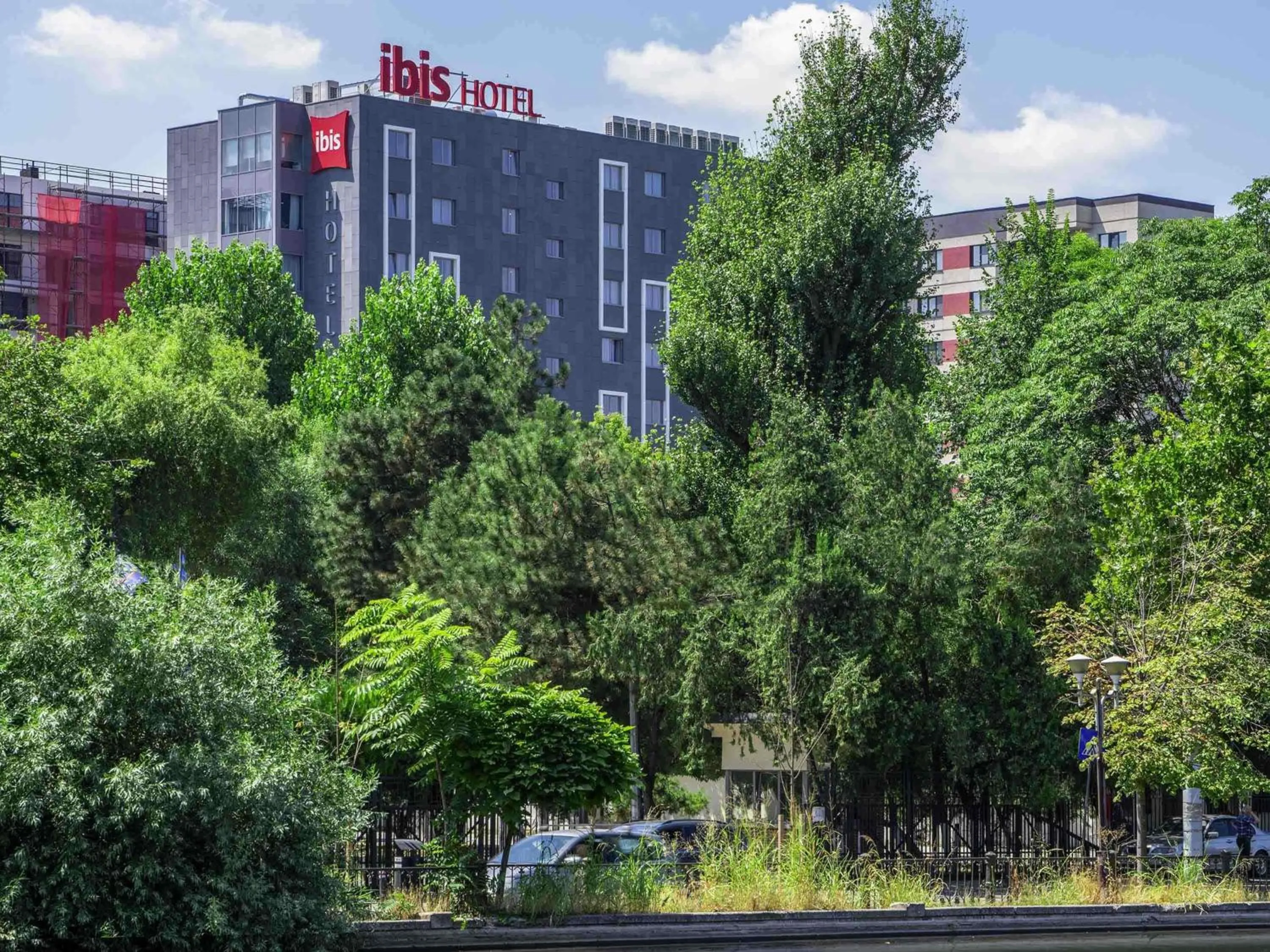 Property building in ibis Bucharest Politehnica