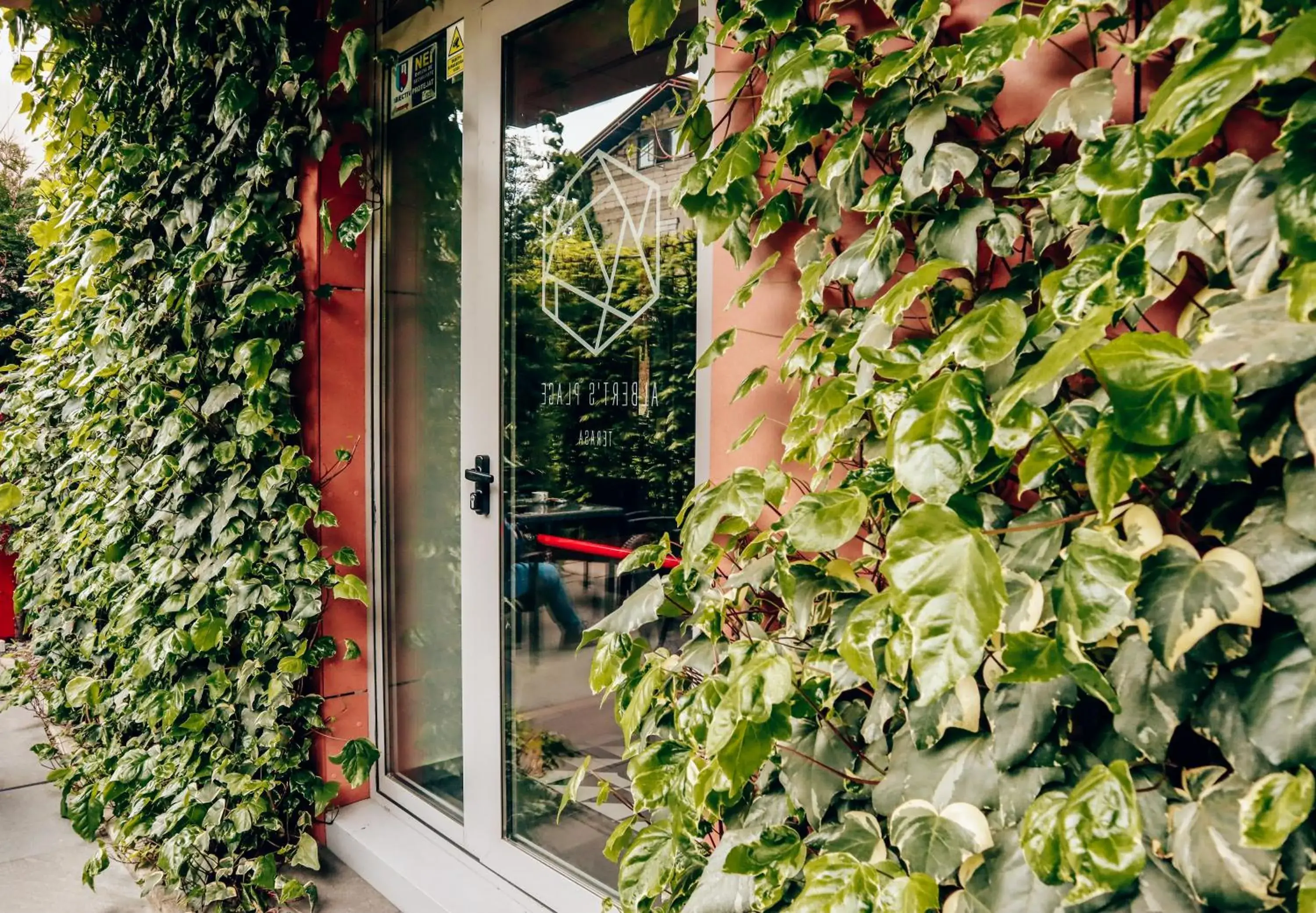 Property building in ibis Bucharest Politehnica Property building in ibis Bucharest Politehnica