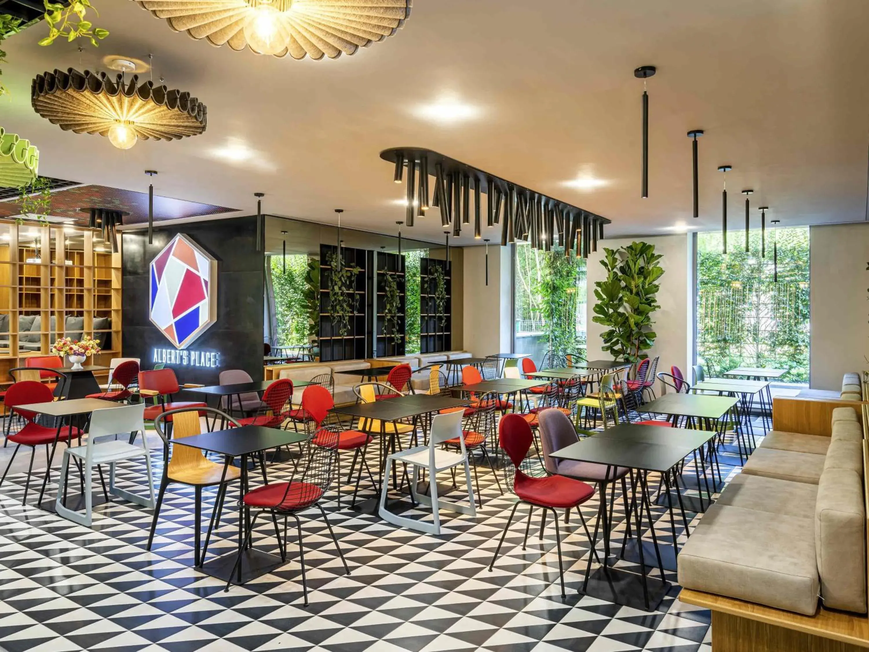 Restaurant/places to eat in ibis Bucharest Politehnica Restaurant/places to eat in ibis Bucharest Politehnica