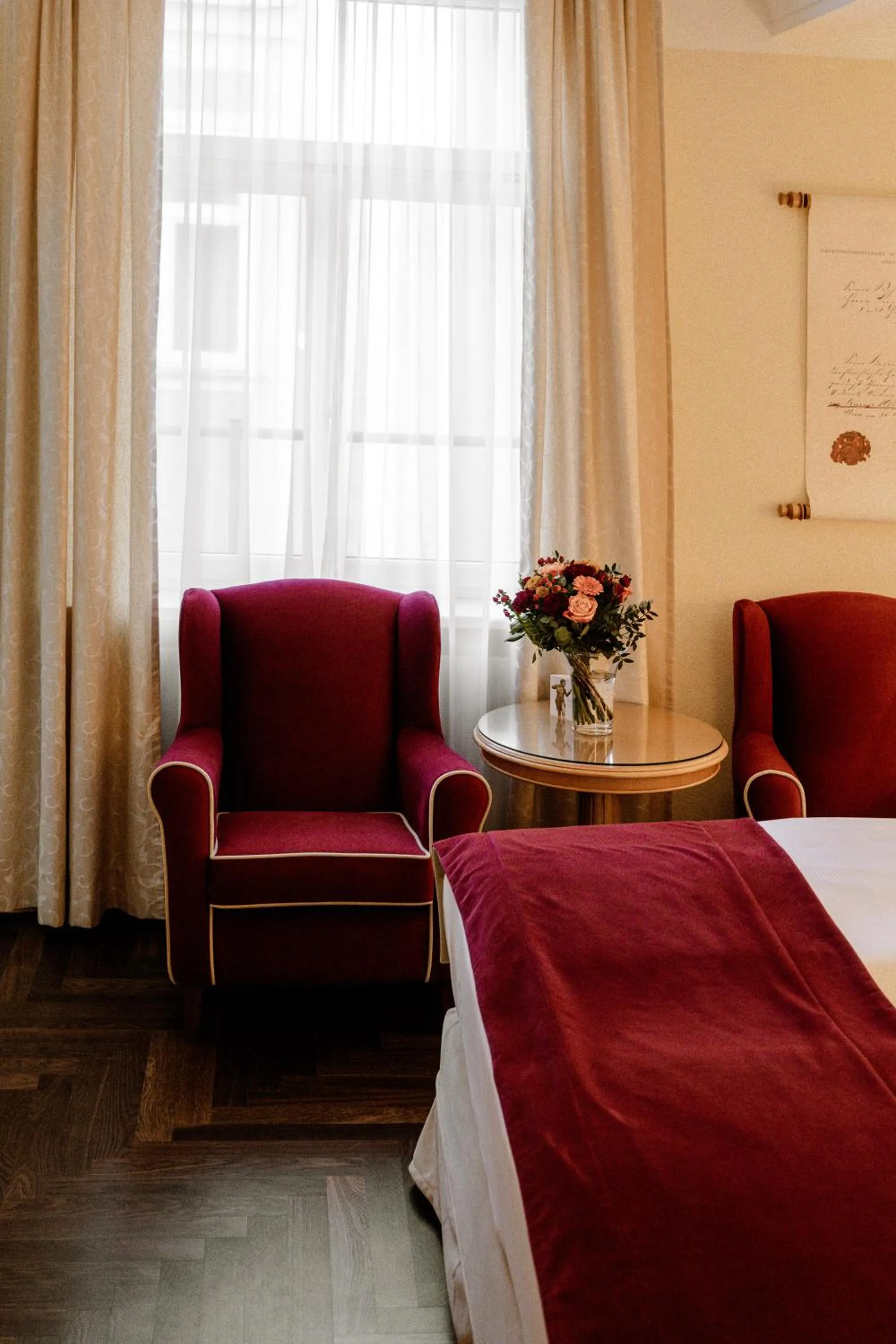 Bedroom, Bed in Hotel Erzherzog Rainer