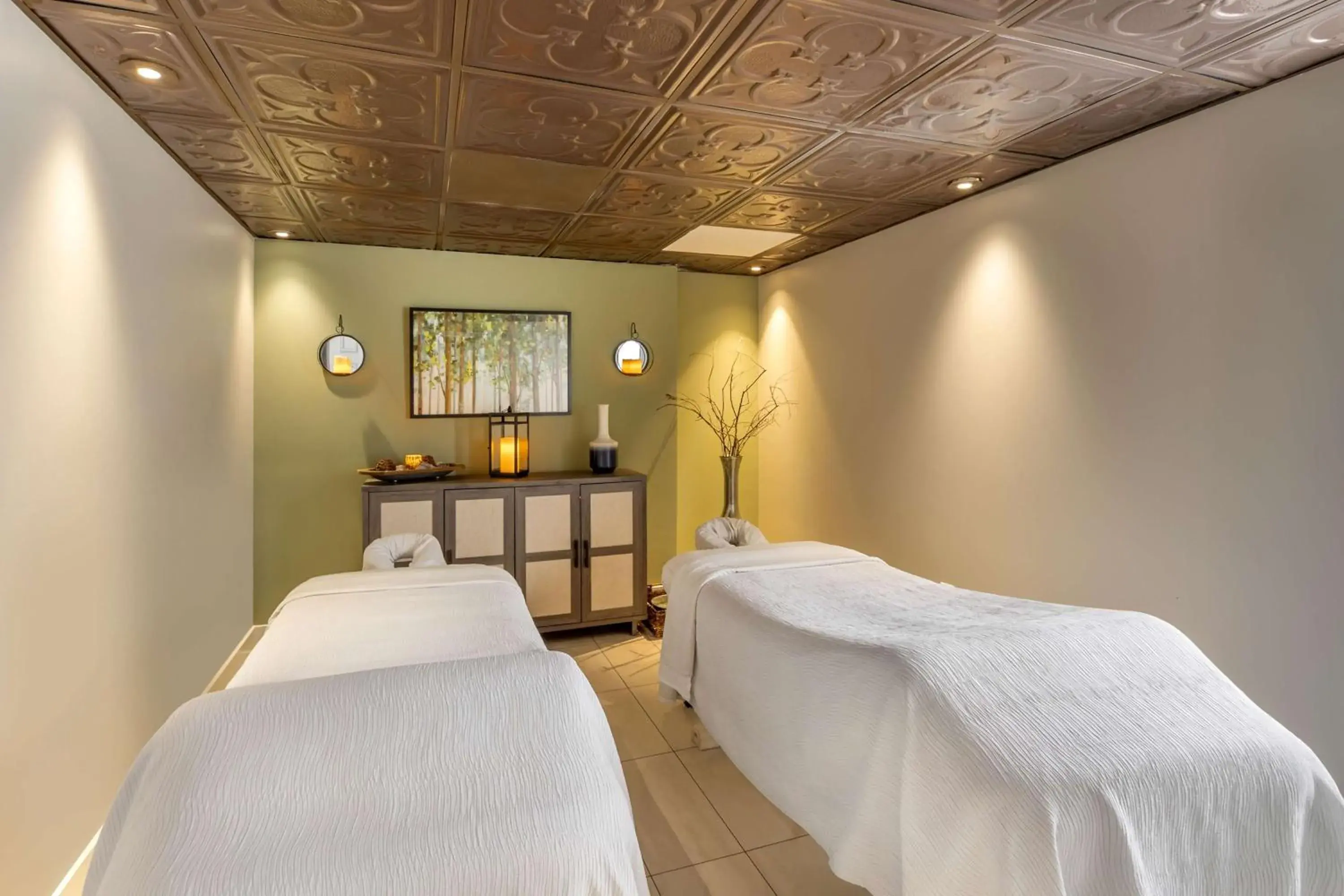 Spa and wellness centre/facilities, Bed in Hilton Grand Vacations Club Anderson Ocean Myrtle Beach Spa and wellness centre/facilities, Bed in Hilton Grand Vacations Club Anderson Ocean Myrtle Beach