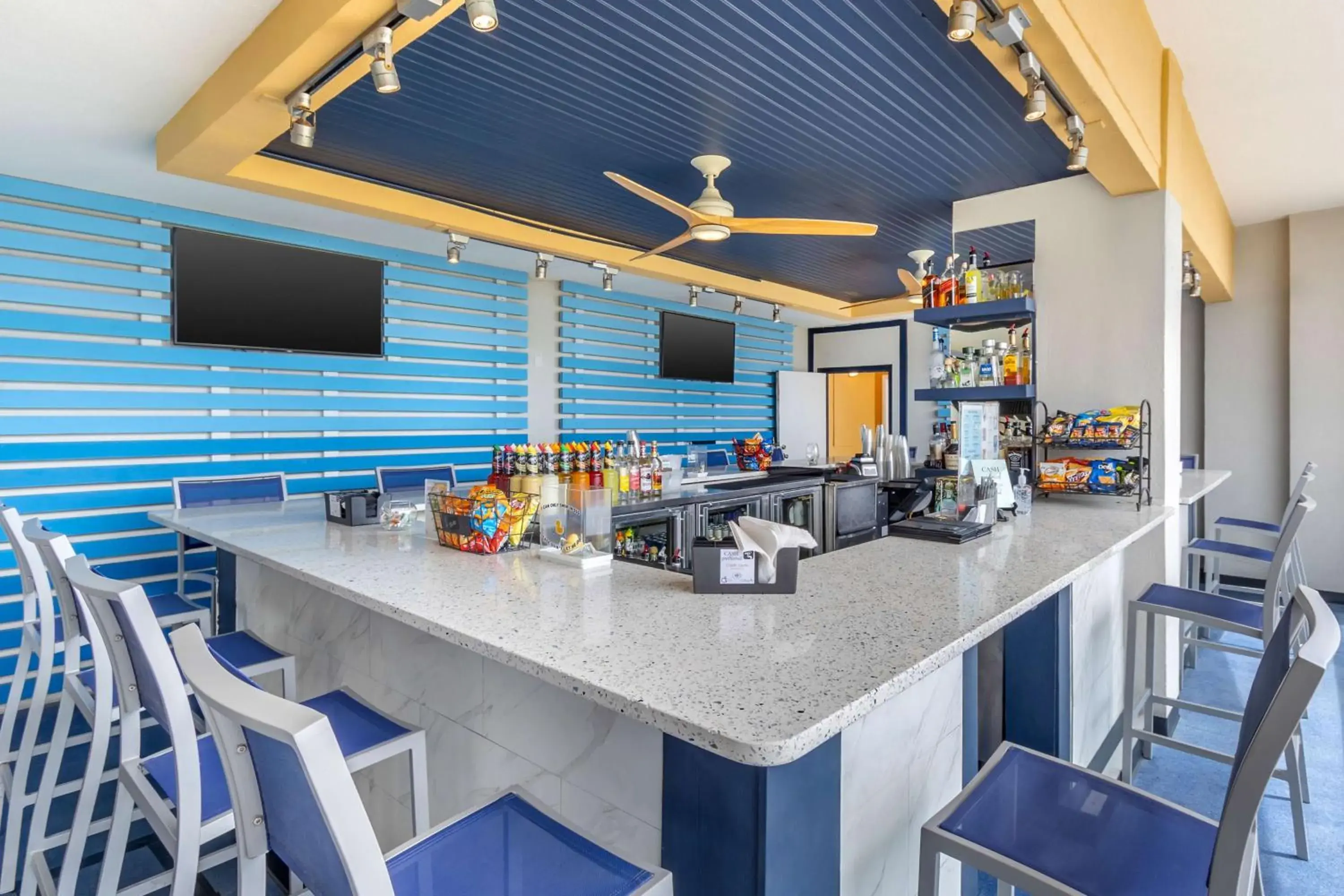 Lounge or bar in Hilton Grand Vacations Club Anderson Ocean Myrtle Beach Lounge or bar in Hilton Grand Vacations Club Anderson Ocean Myrtle Beach
